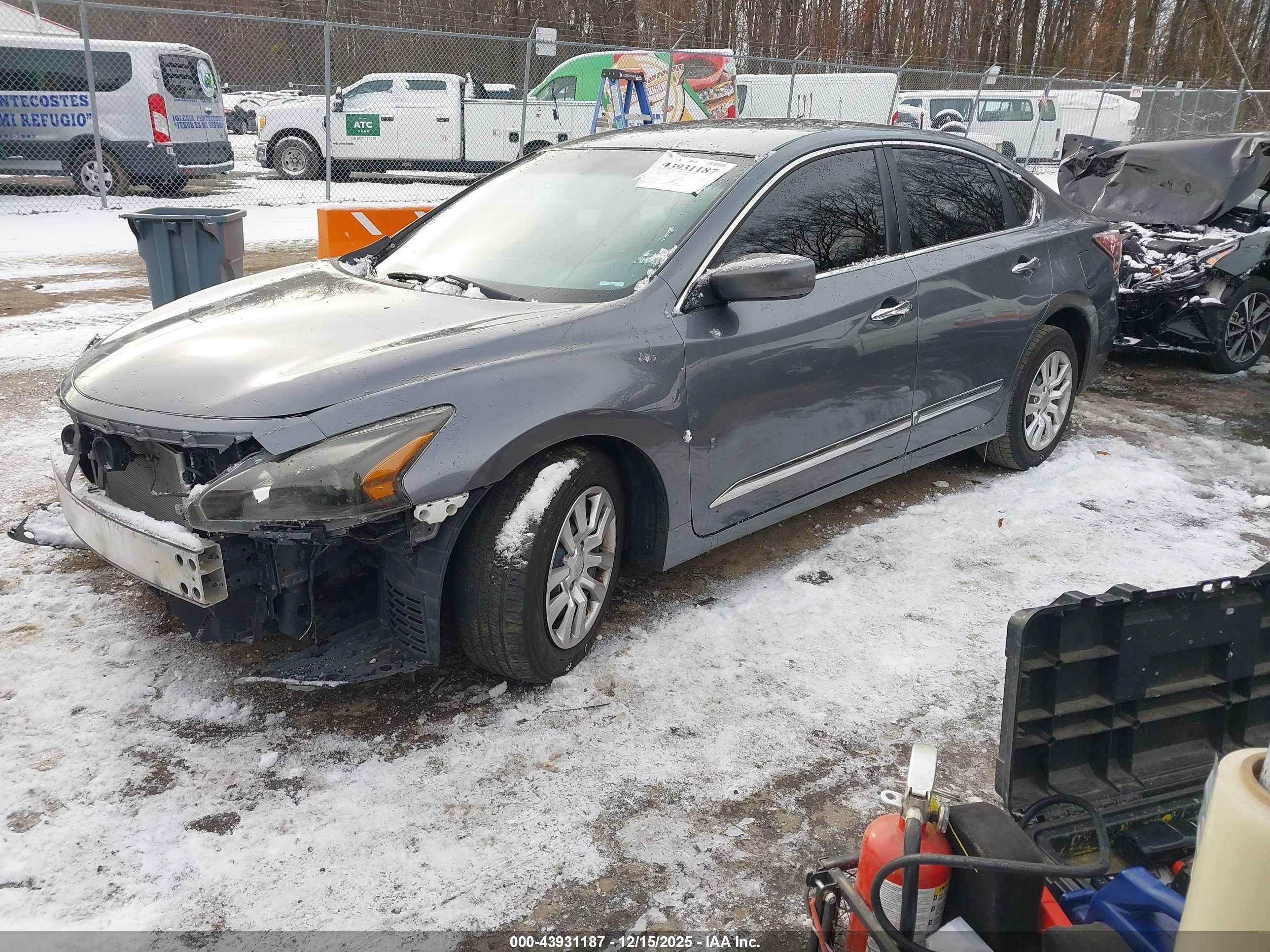 NISSAN ALTIMA image 2