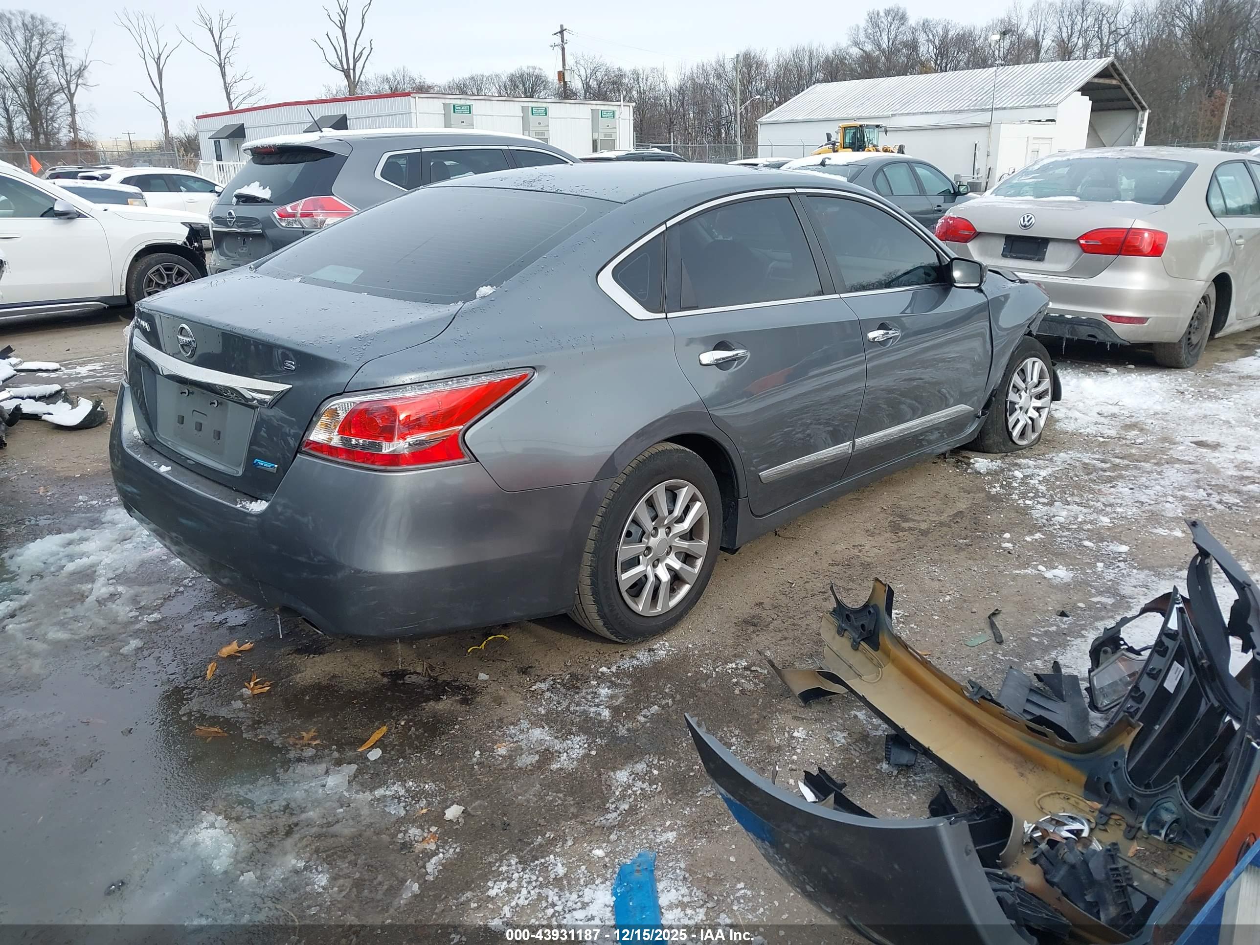 NISSAN ALTIMA image 4