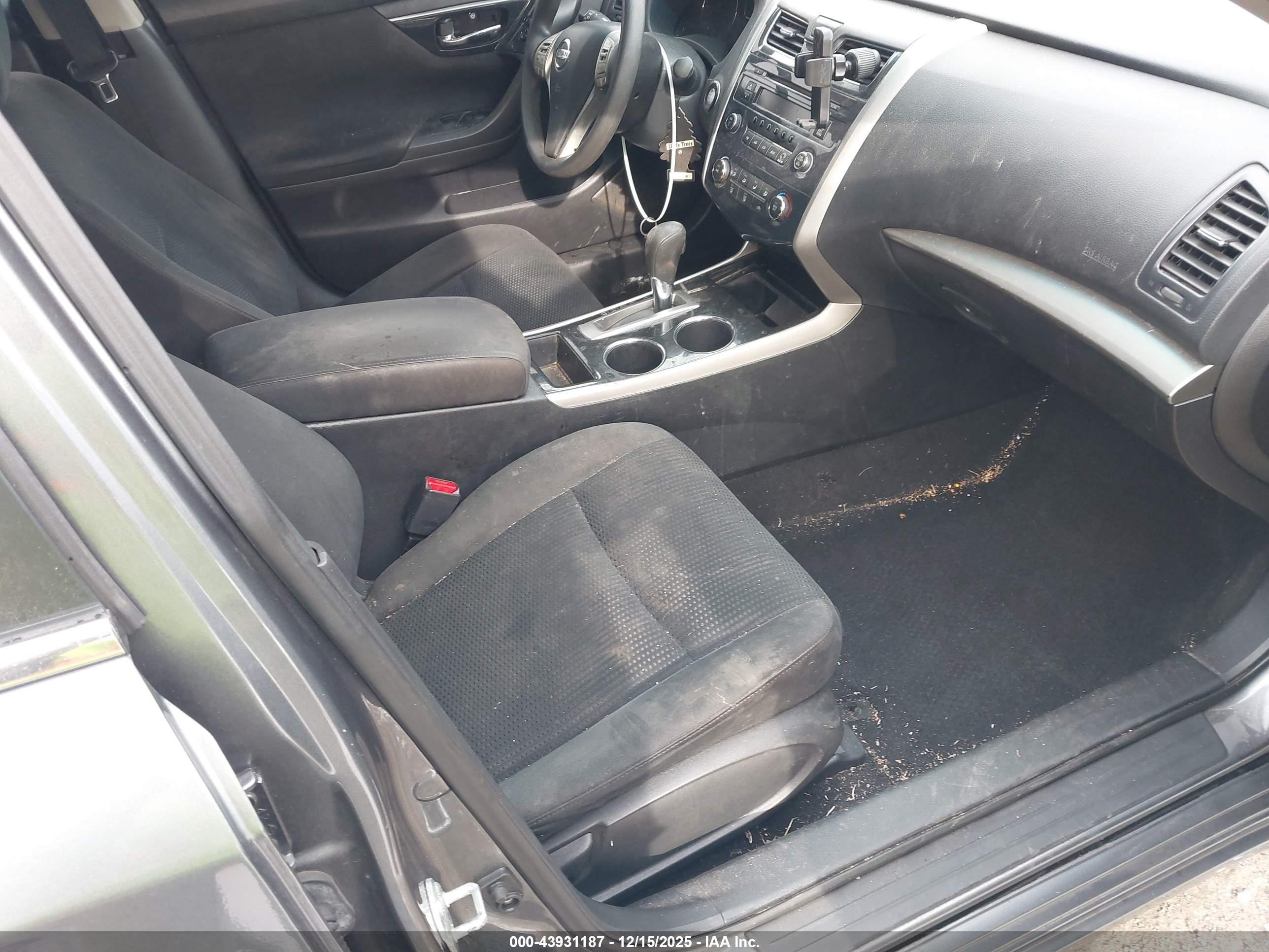 NISSAN ALTIMA image 5