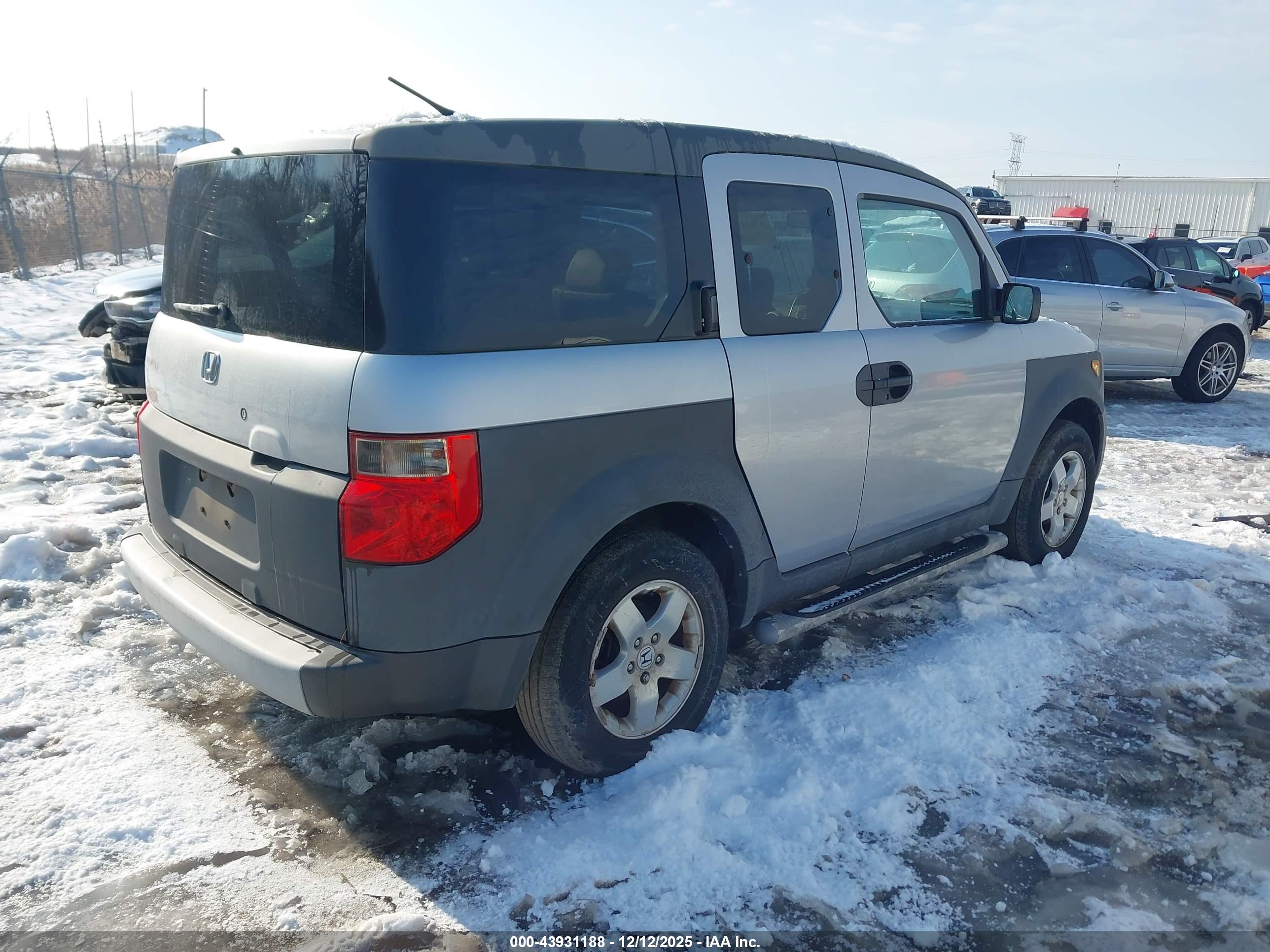 HONDA ELEMENT image 4