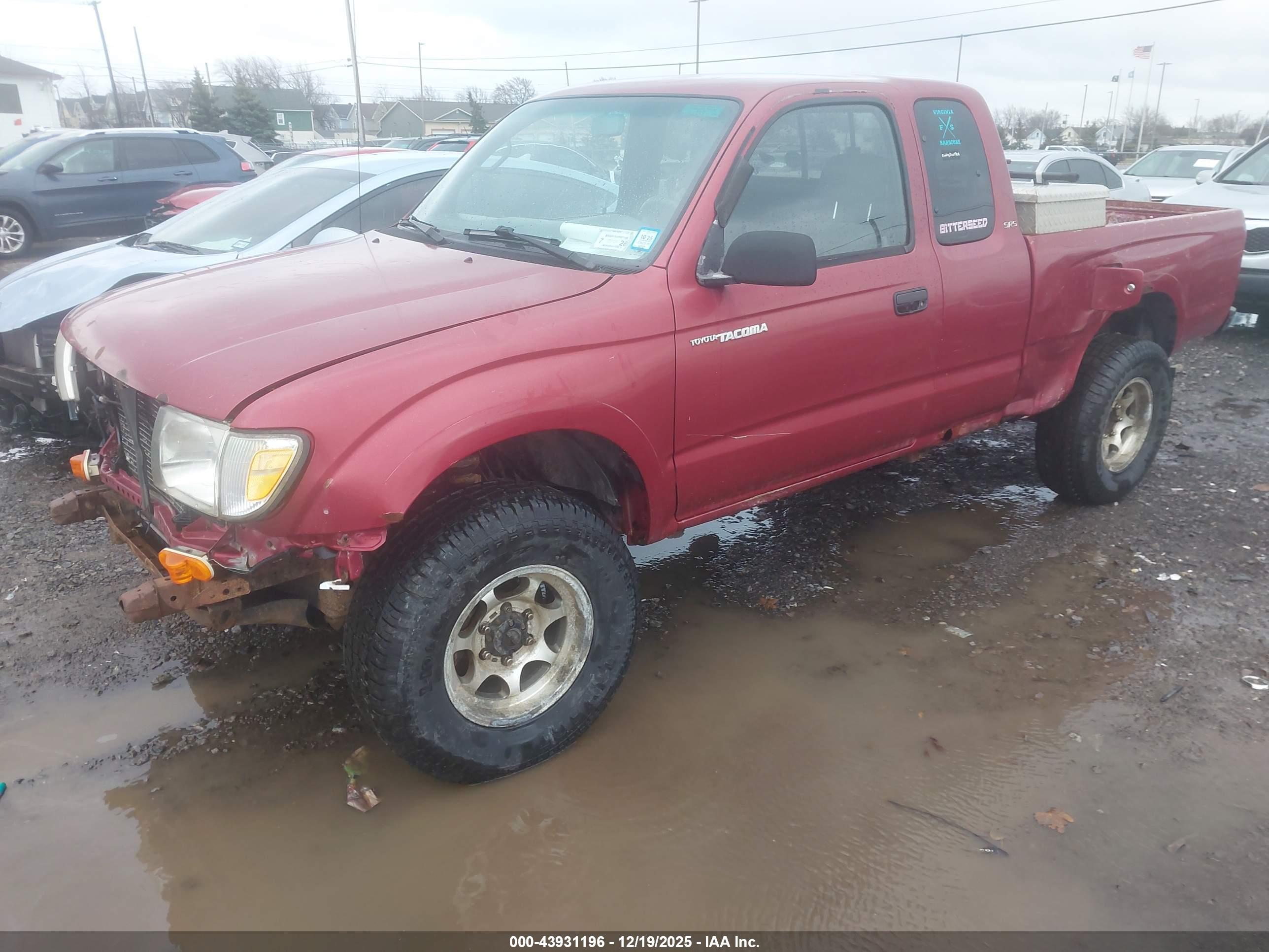 TOYOTA TACOMA image 2