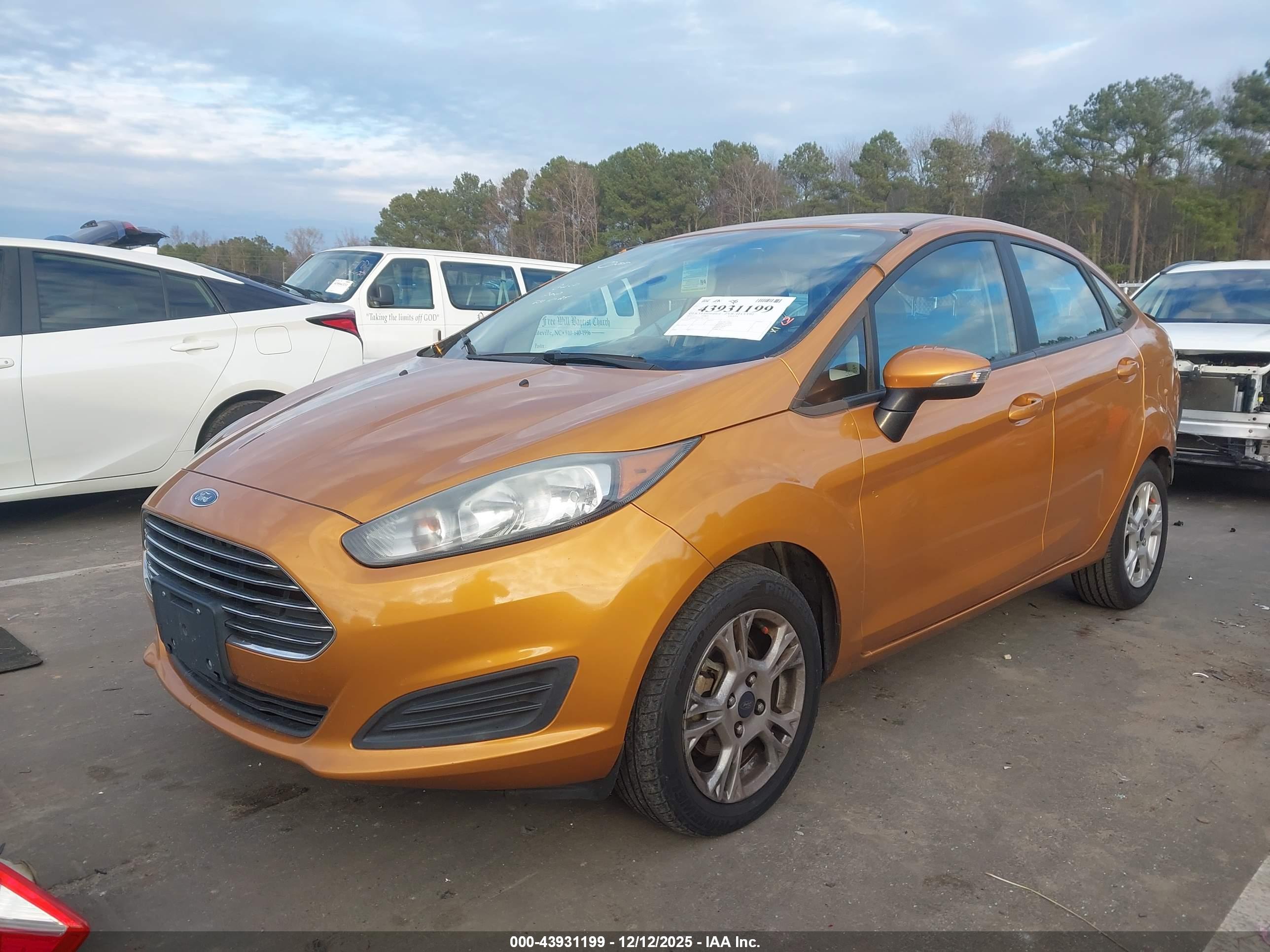 FORD FIESTA image 2