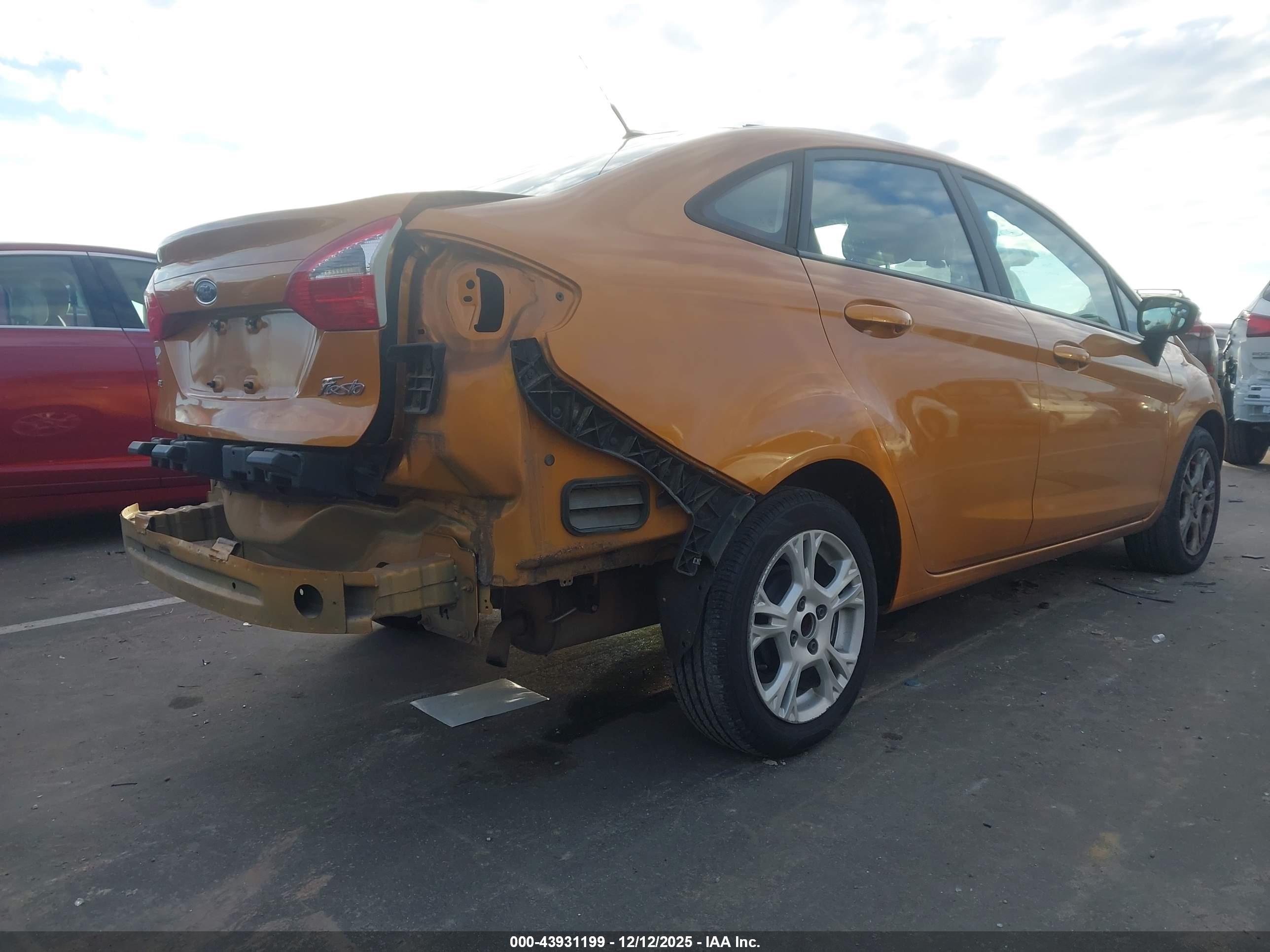 FORD FIESTA image 4