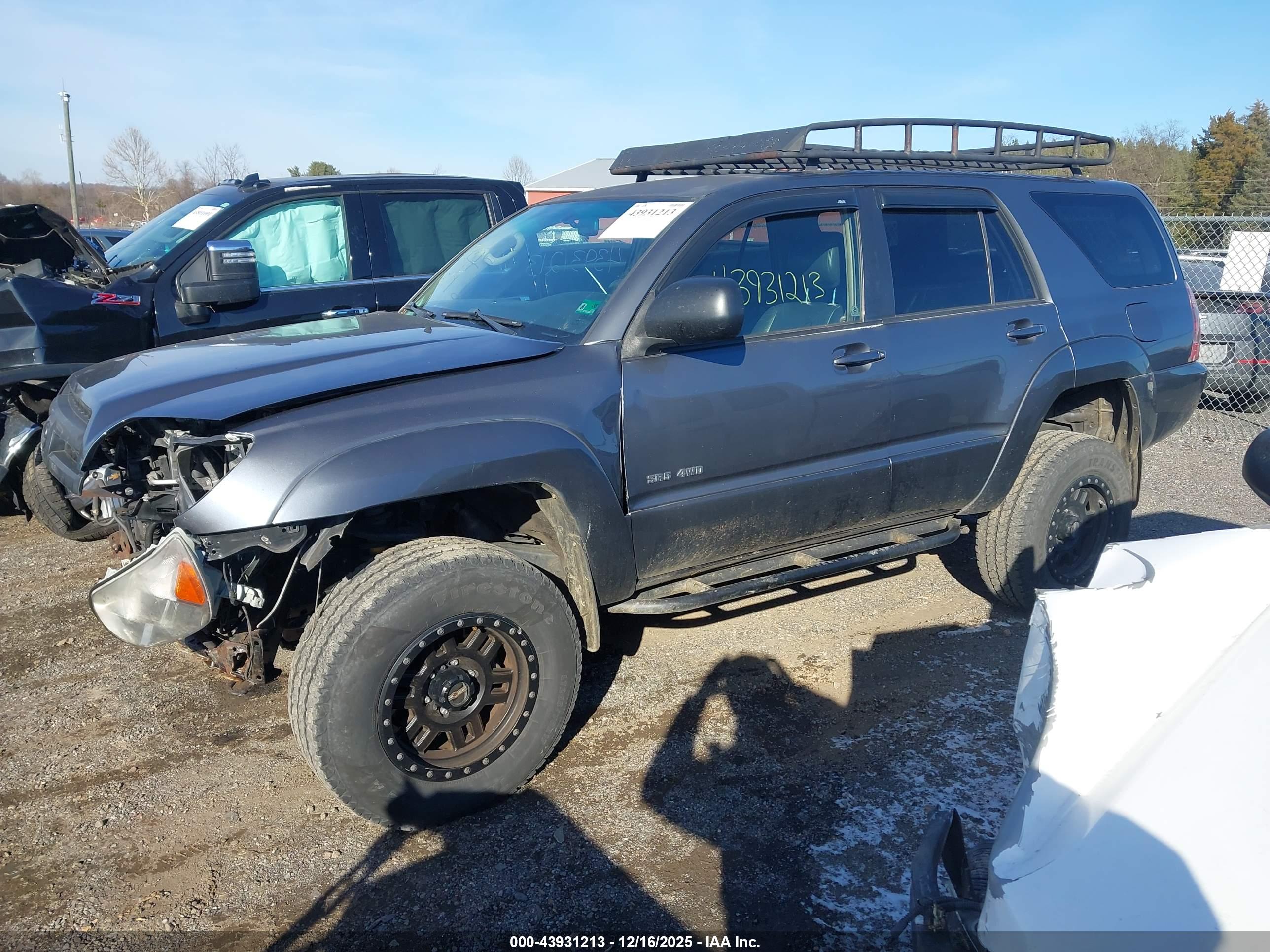 TOYOTA 4RUNNER image 2