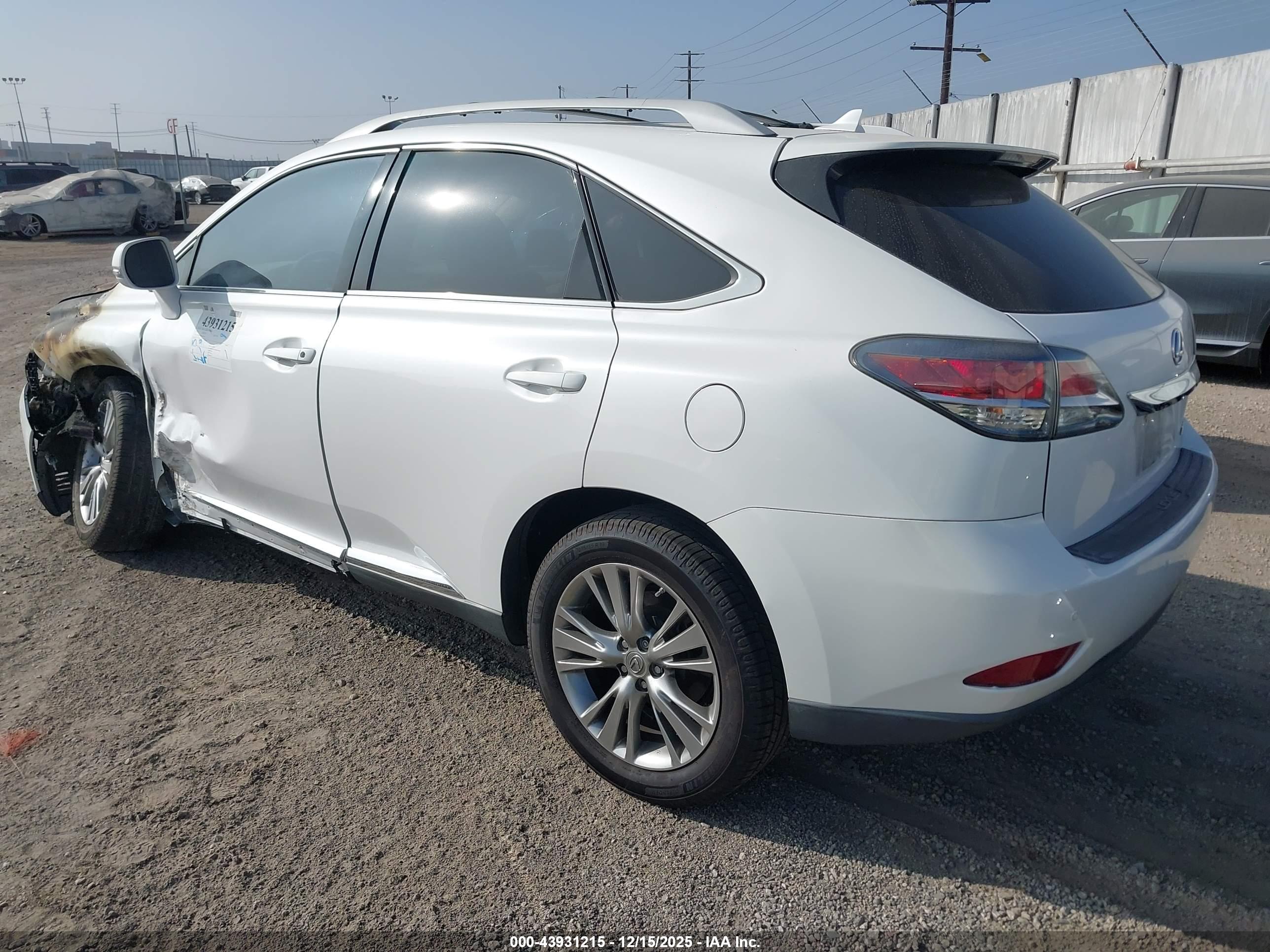 LEXUS RX image 3