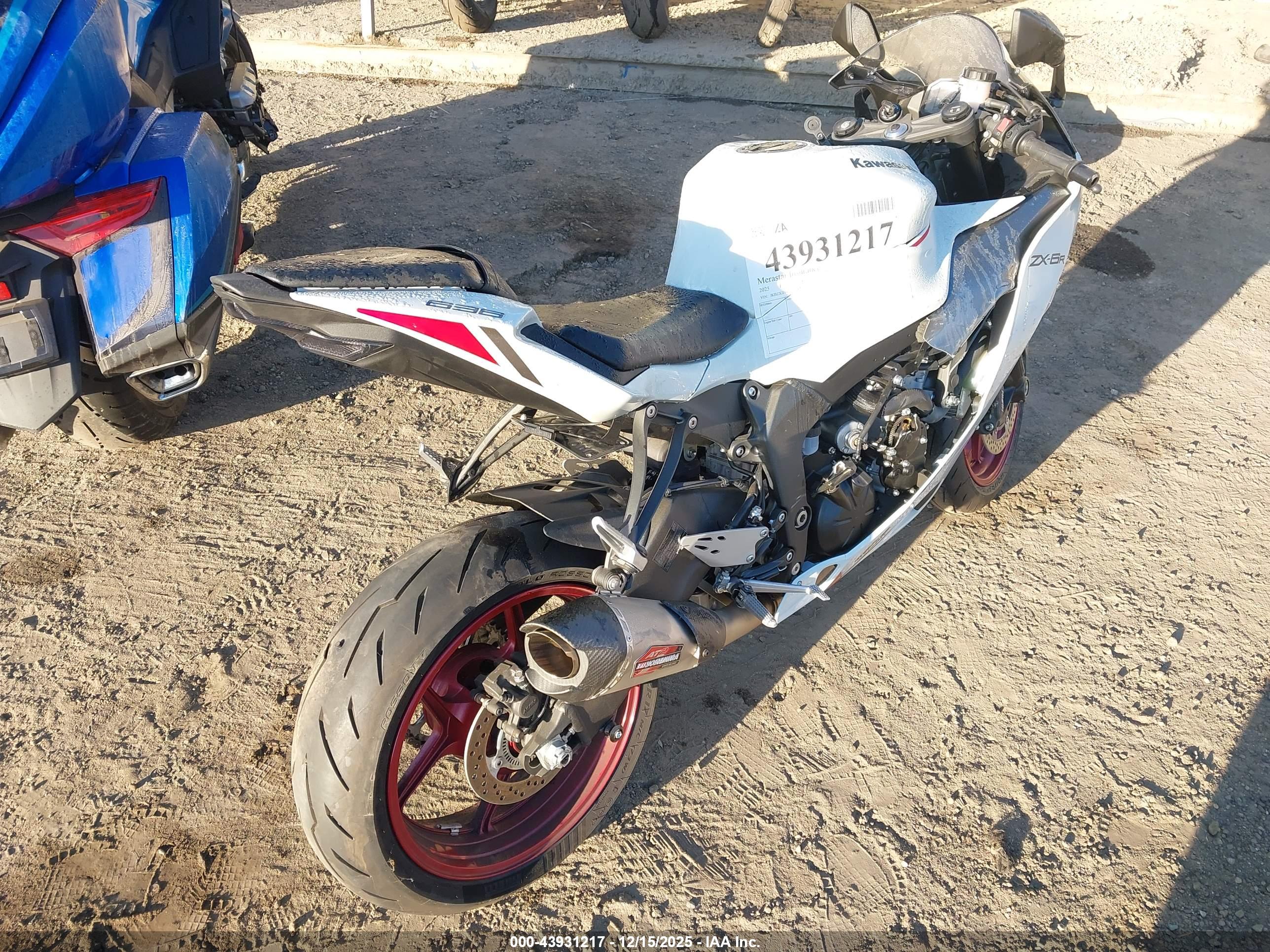 KAWASAKI ZX636 image 4