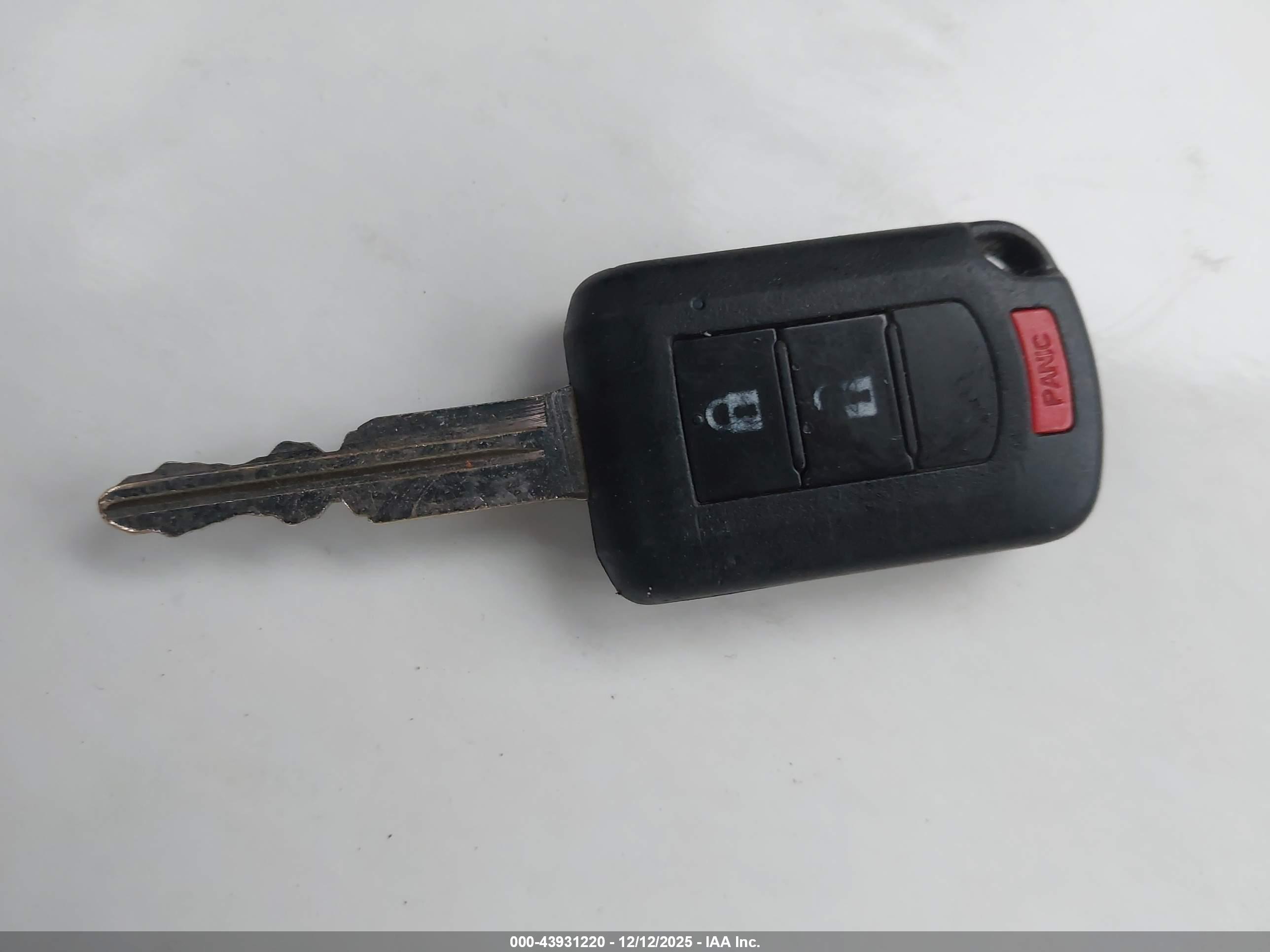 MITSUBISHI MIRAGE image 11