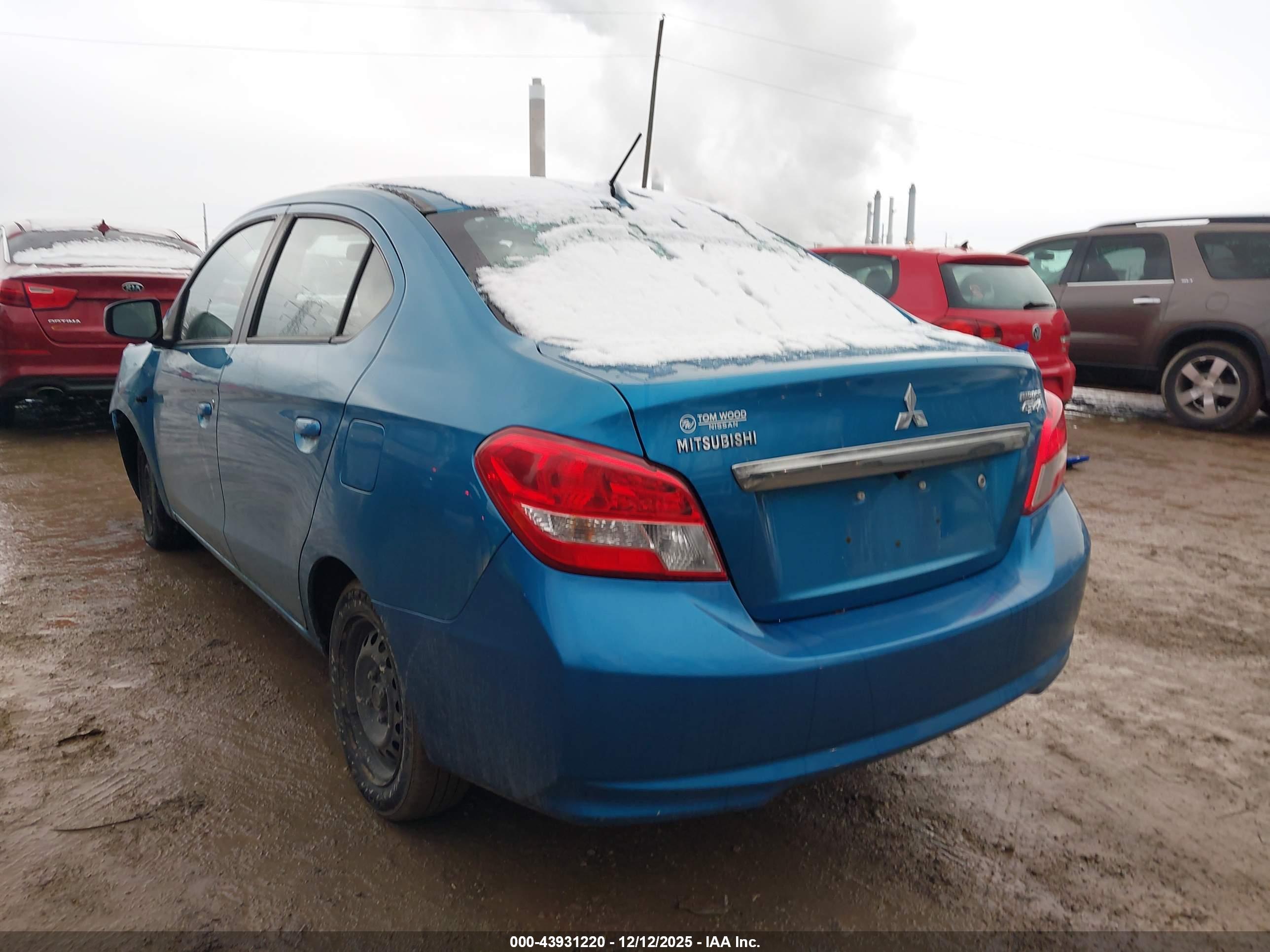 MITSUBISHI MIRAGE image 3