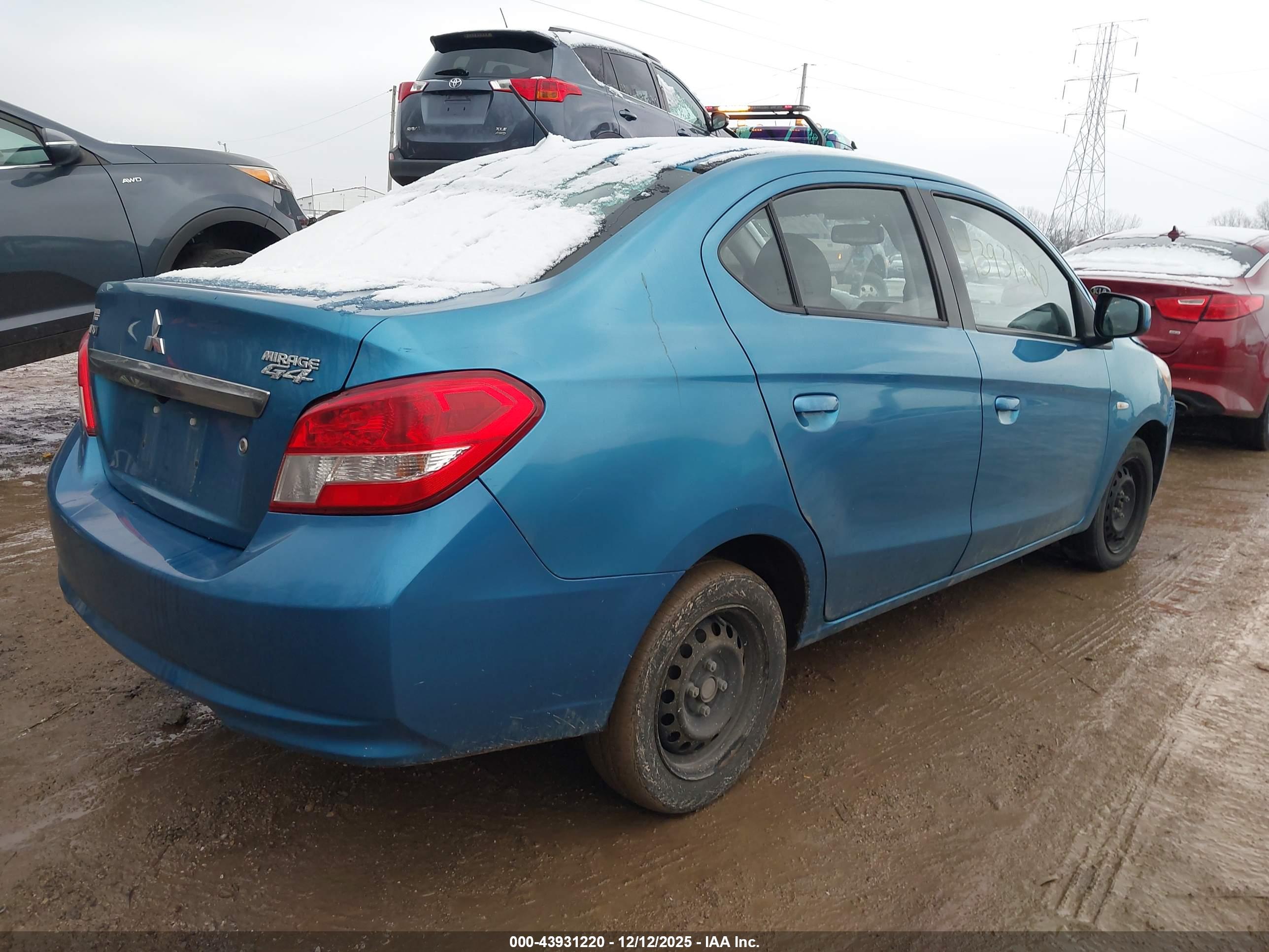 MITSUBISHI MIRAGE image 4