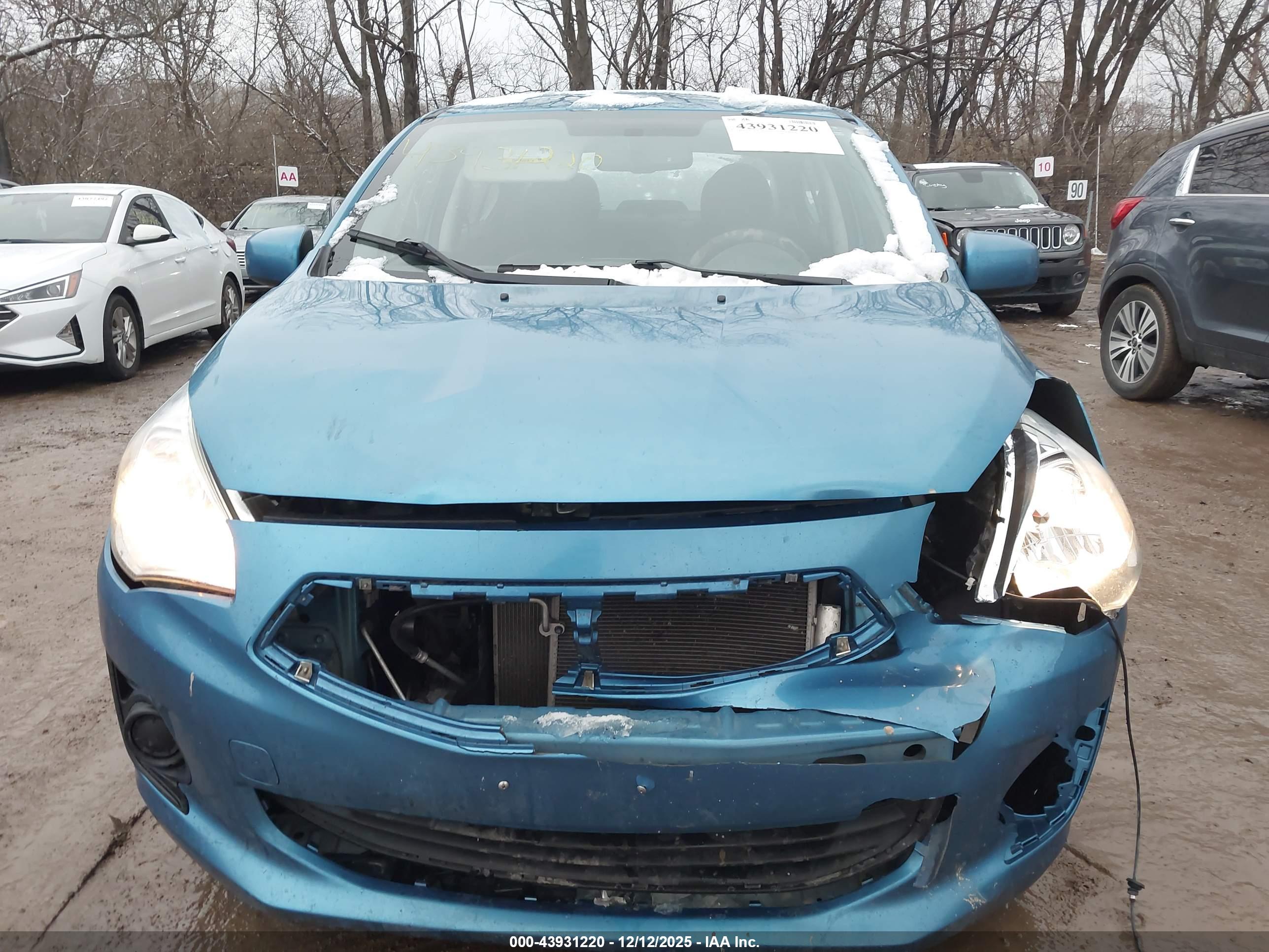 MITSUBISHI MIRAGE image 6