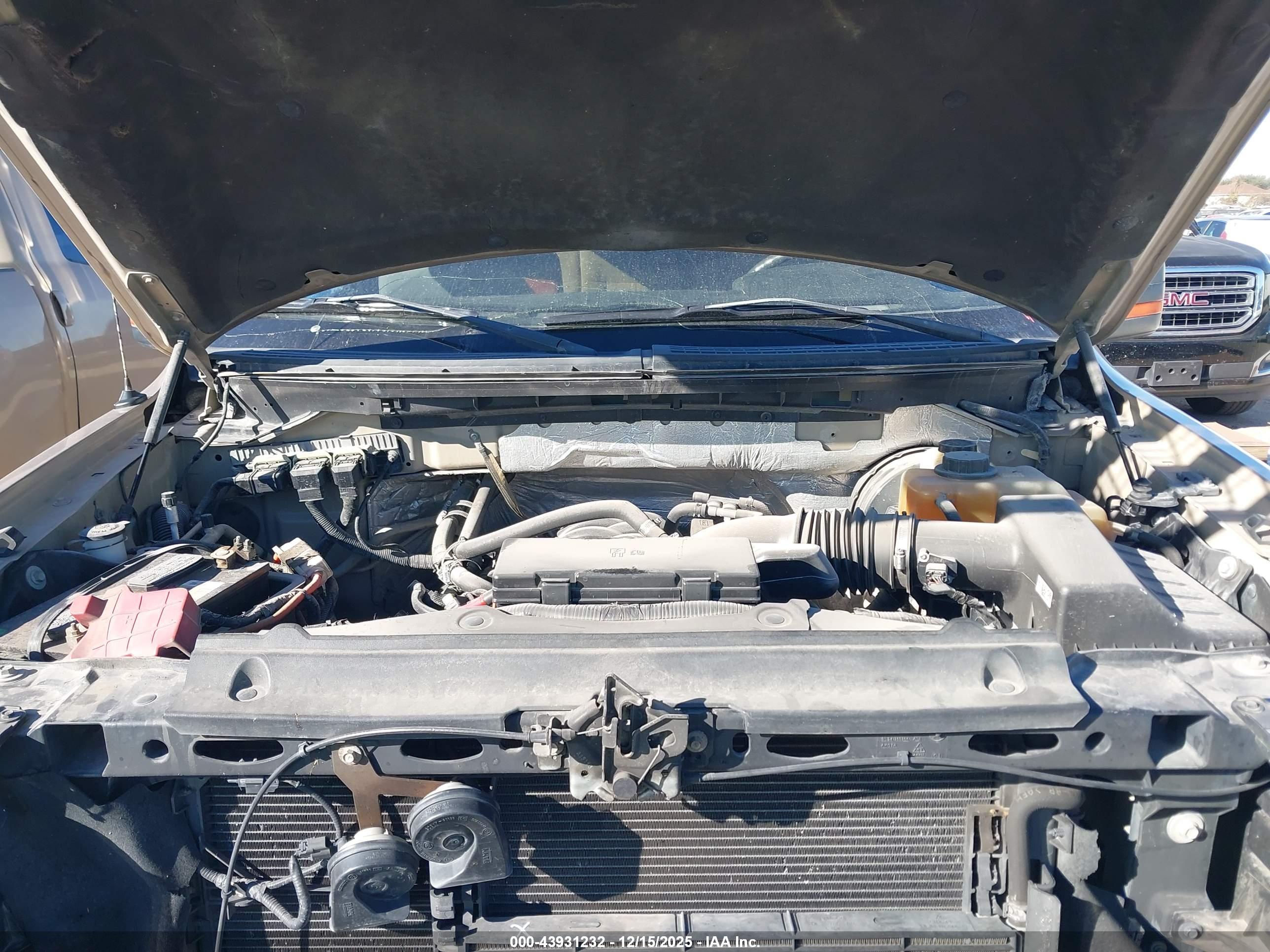 FORD F-150 image 10