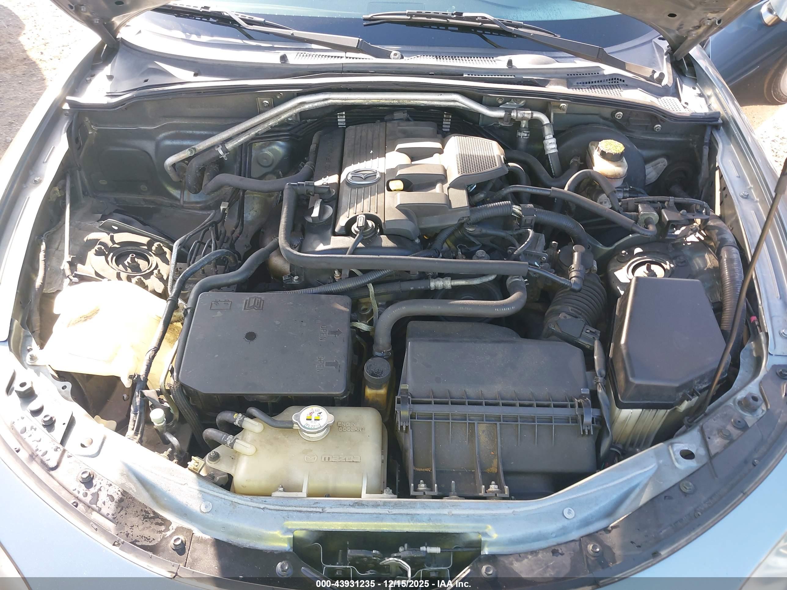 MAZDA MX-5 image 10