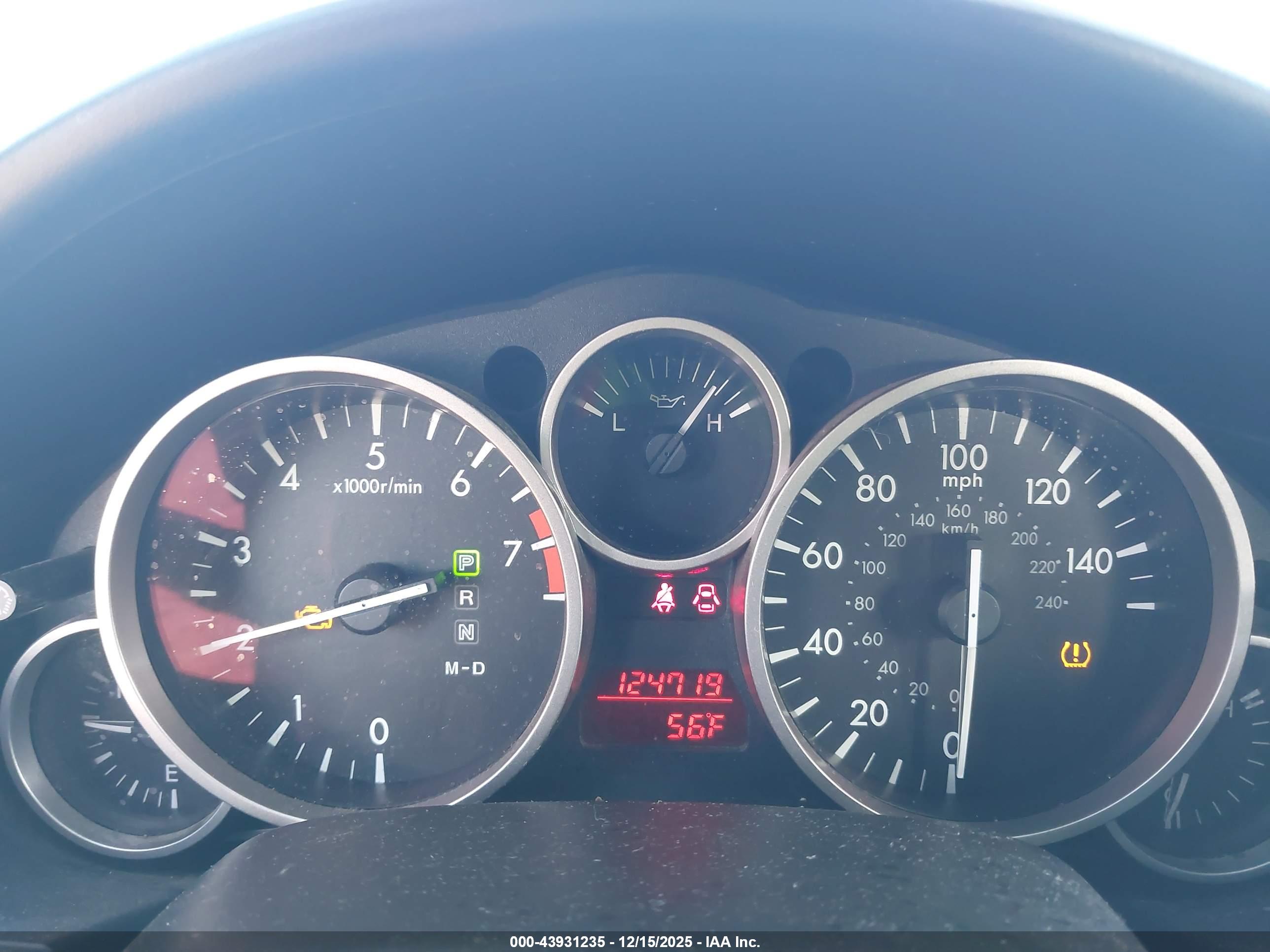MAZDA MX-5 image 7