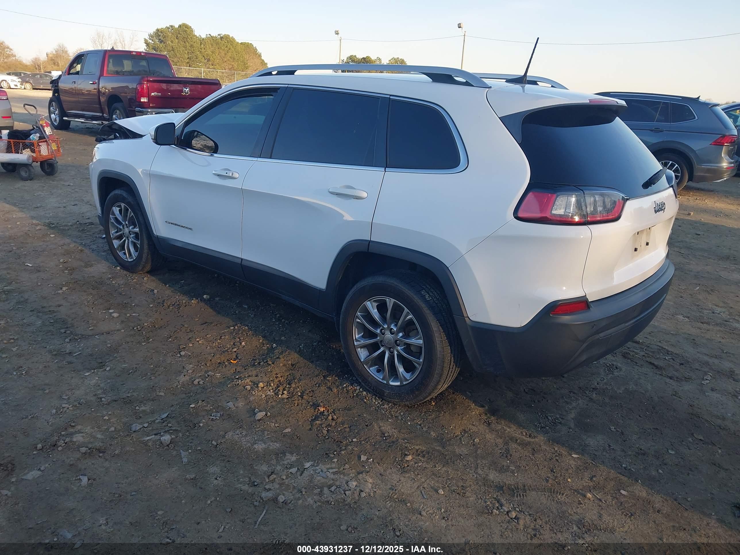 JEEP CHEROKEE image 3