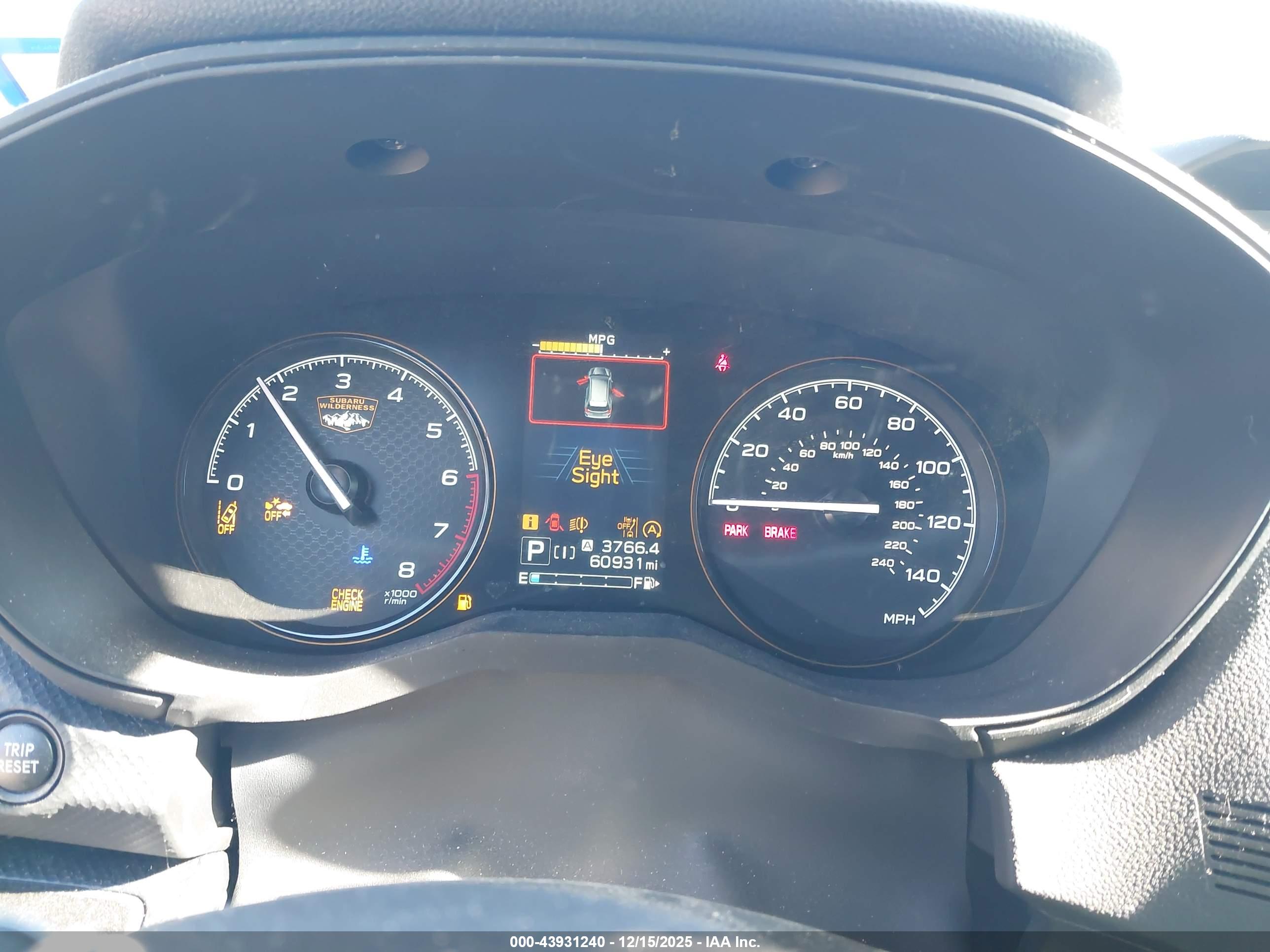 SUBARU FORESTER image 7