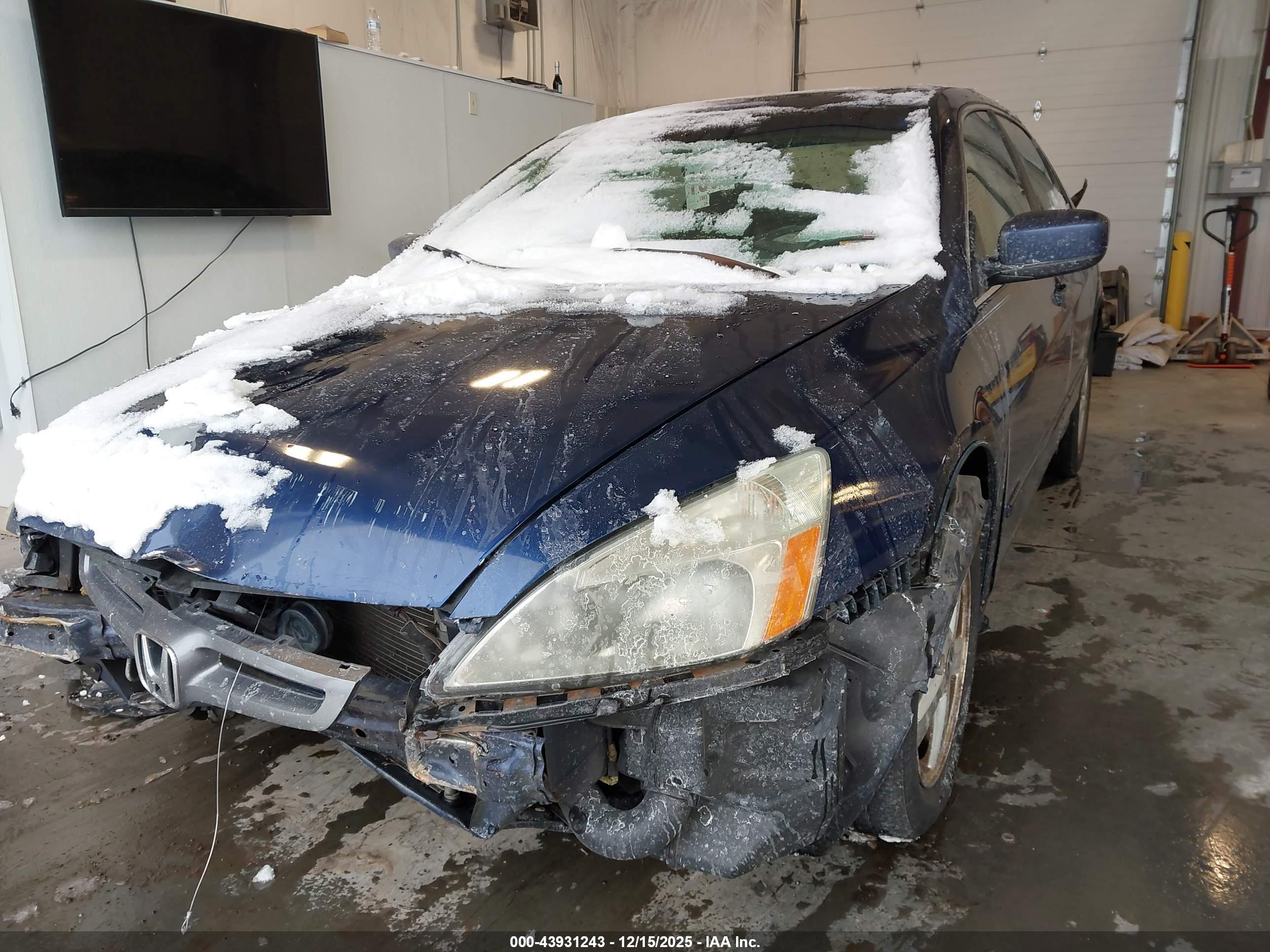 HONDA ACCORD image 2