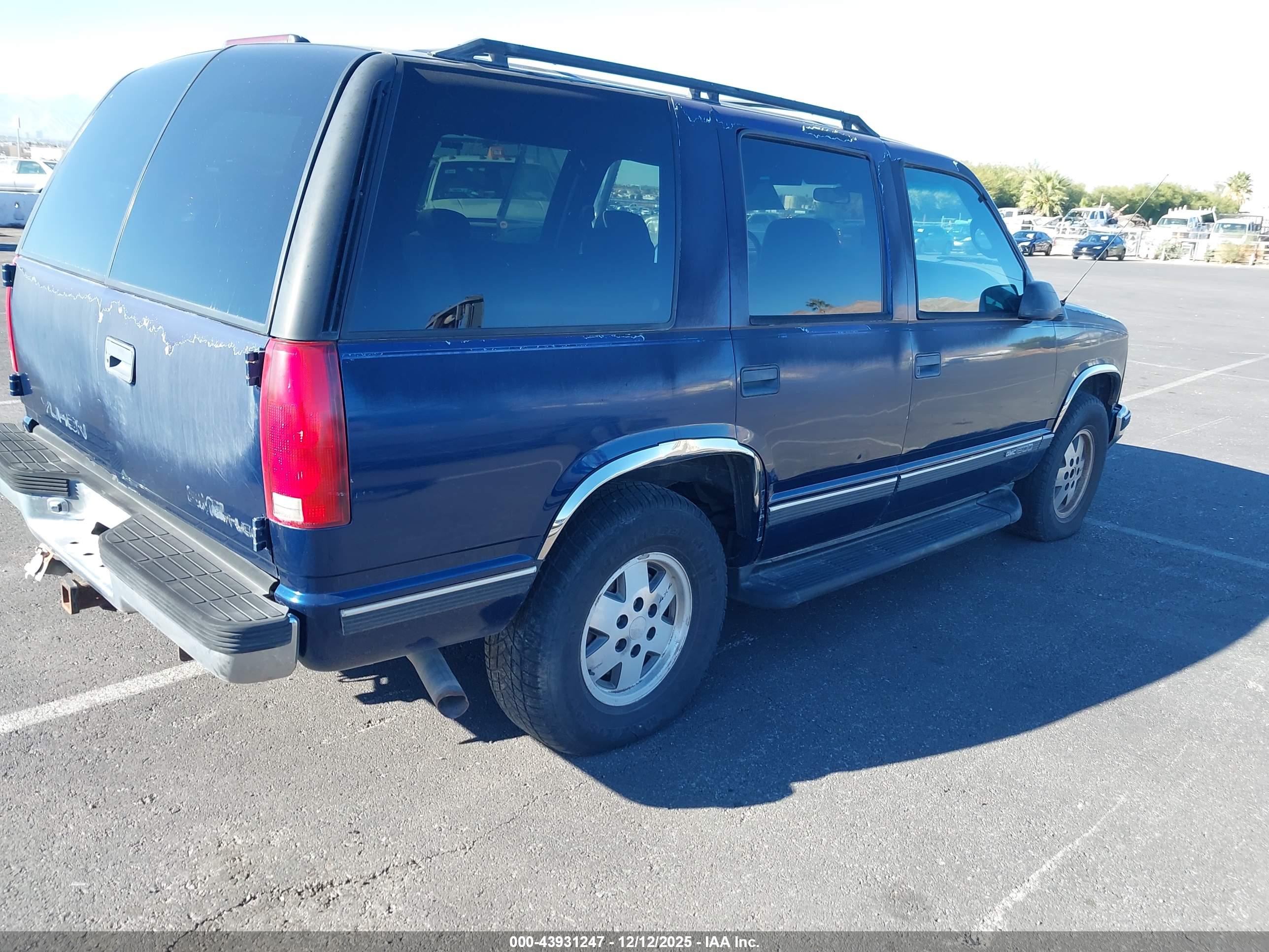 GMC YUKON image 4
