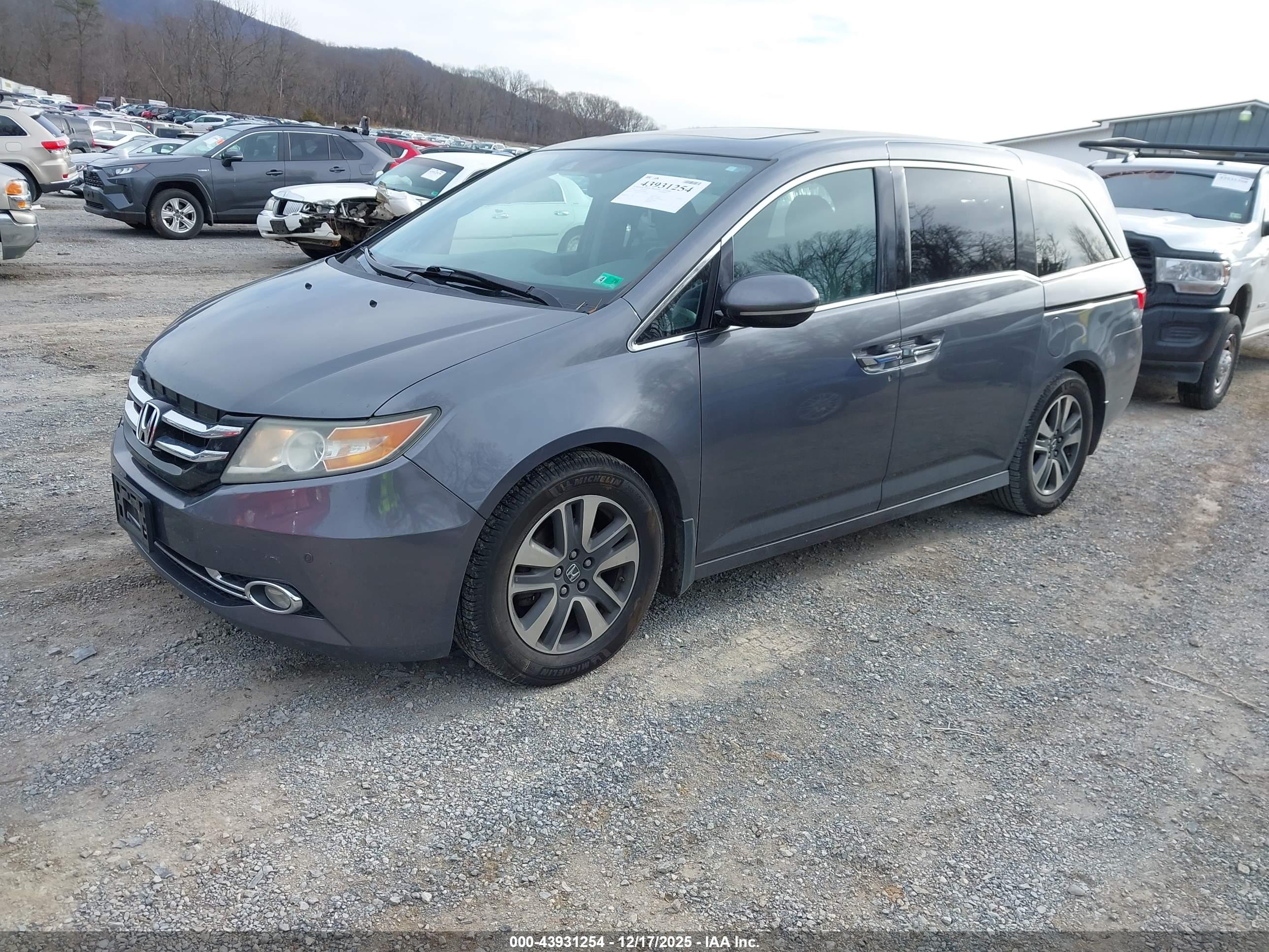 HONDA ODYSSEY image 2