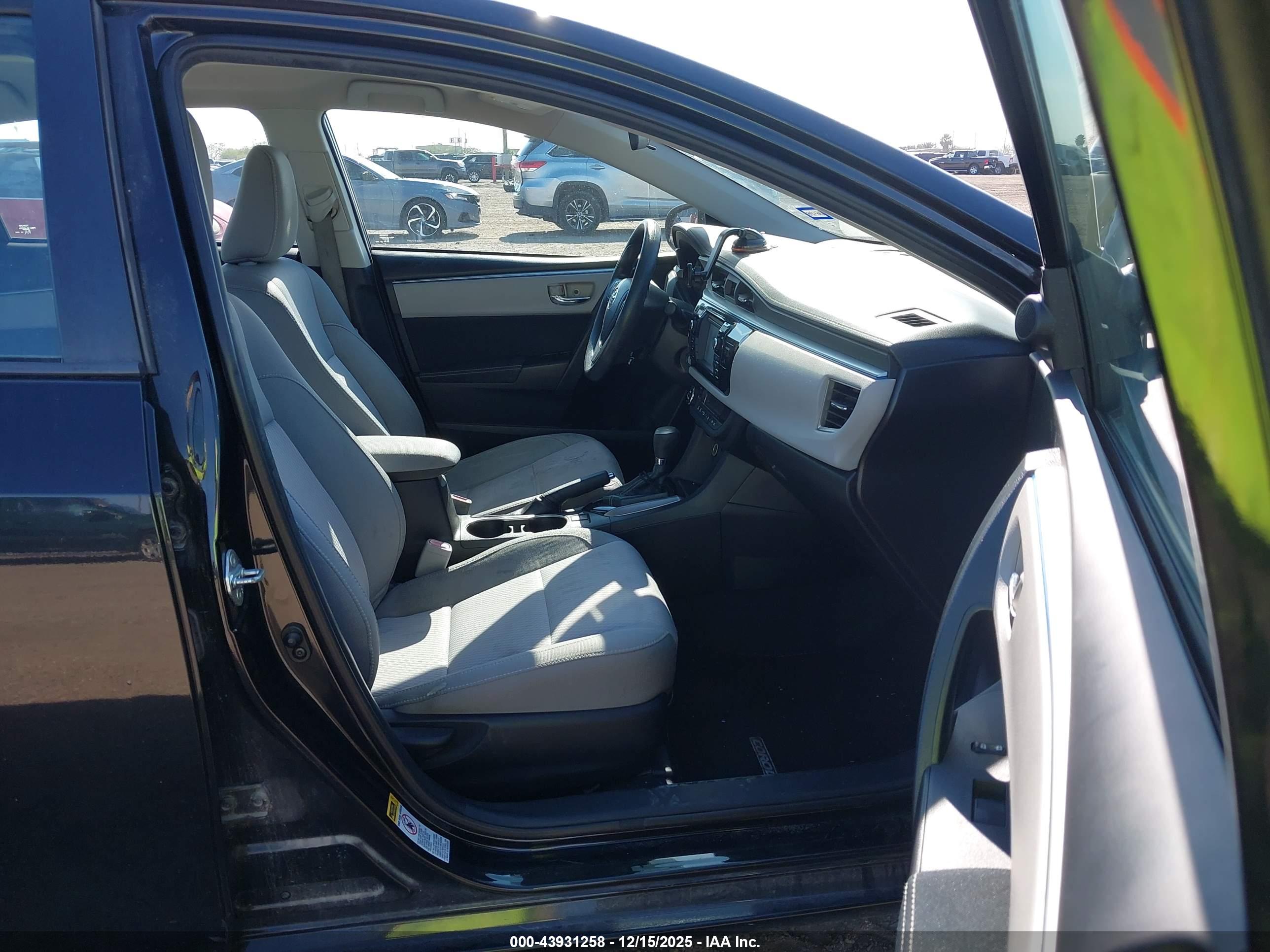 TOYOTA COROLLA image 5