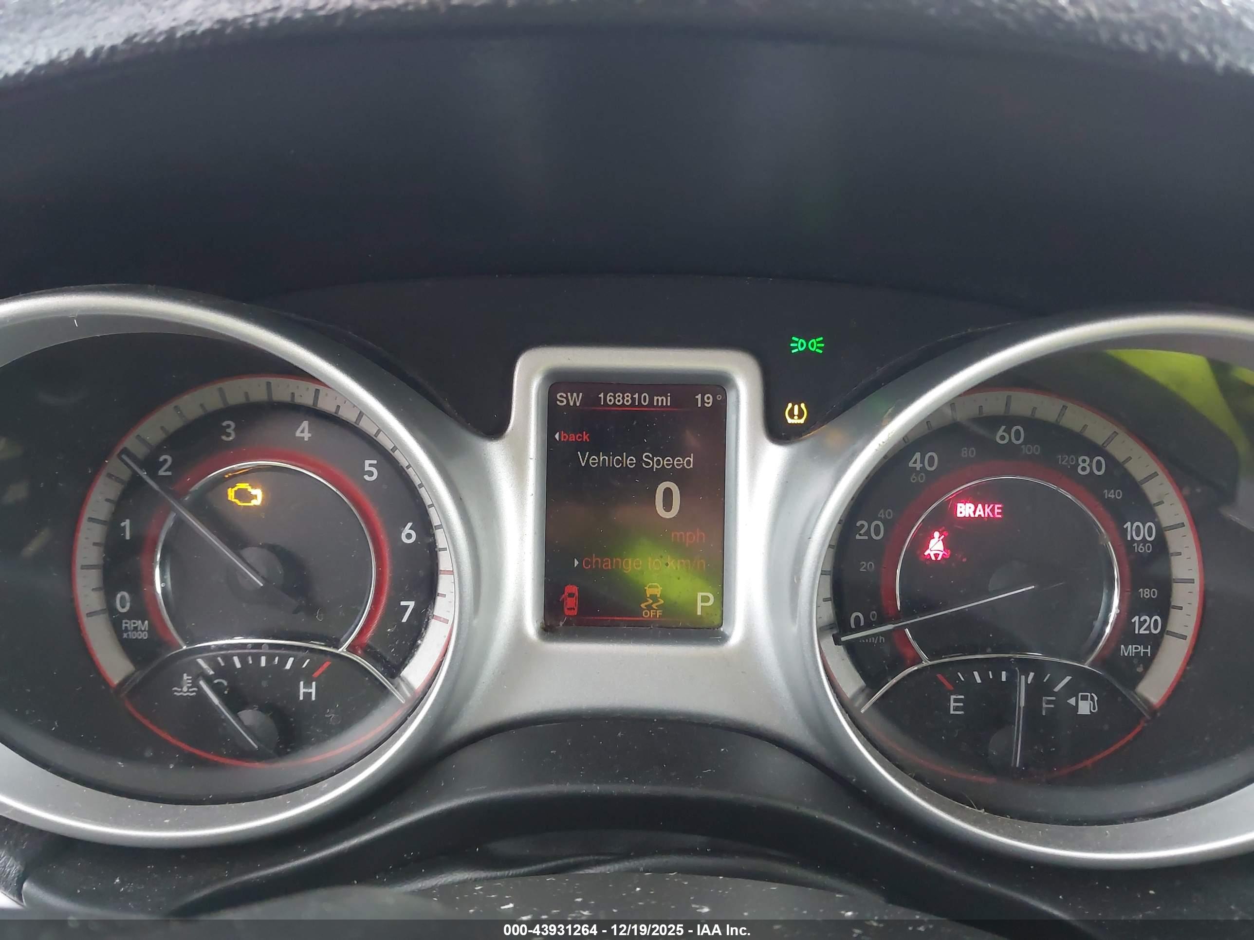 DODGE JOURNEY image 7