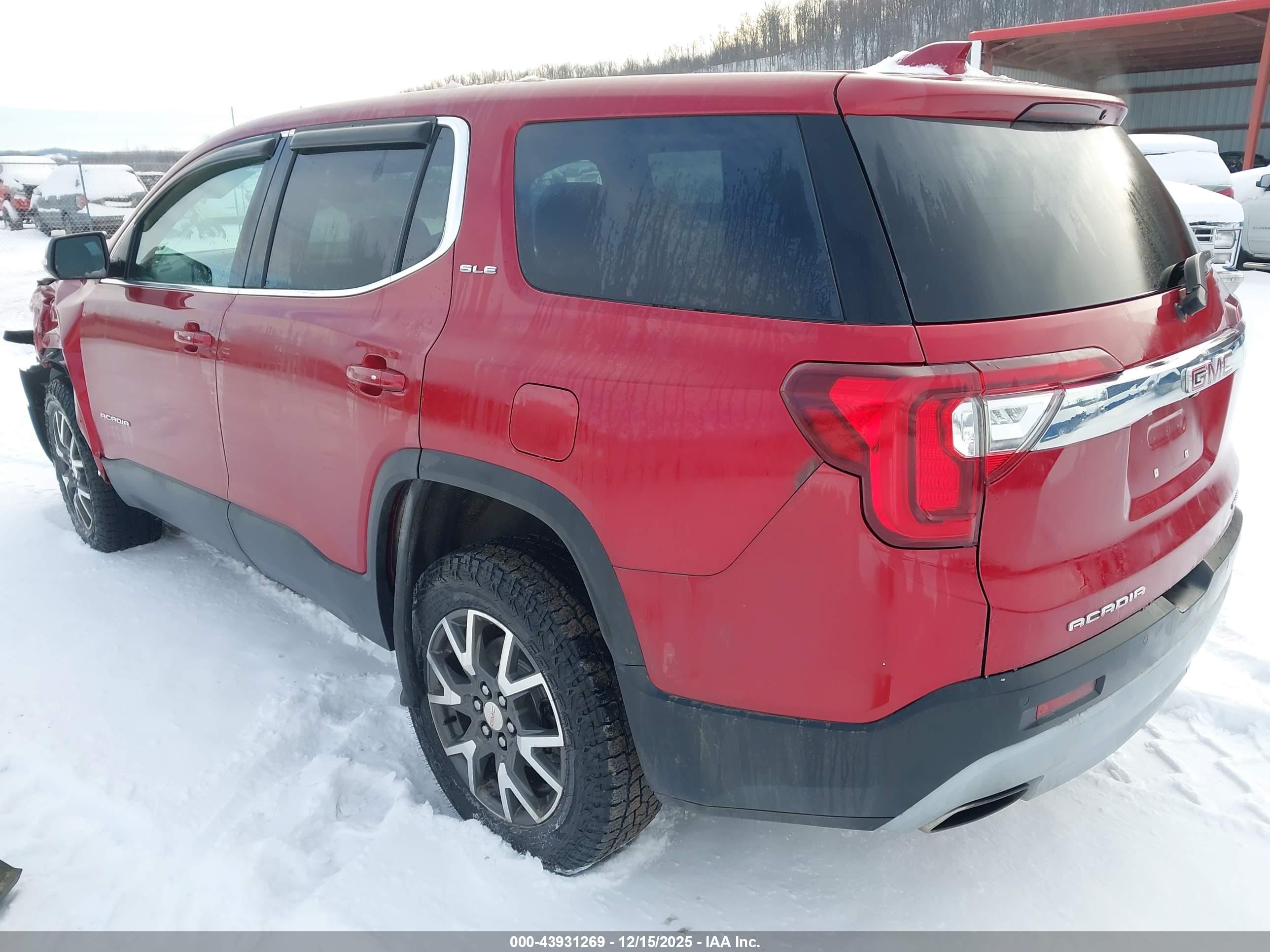GMC ACADIA image 3