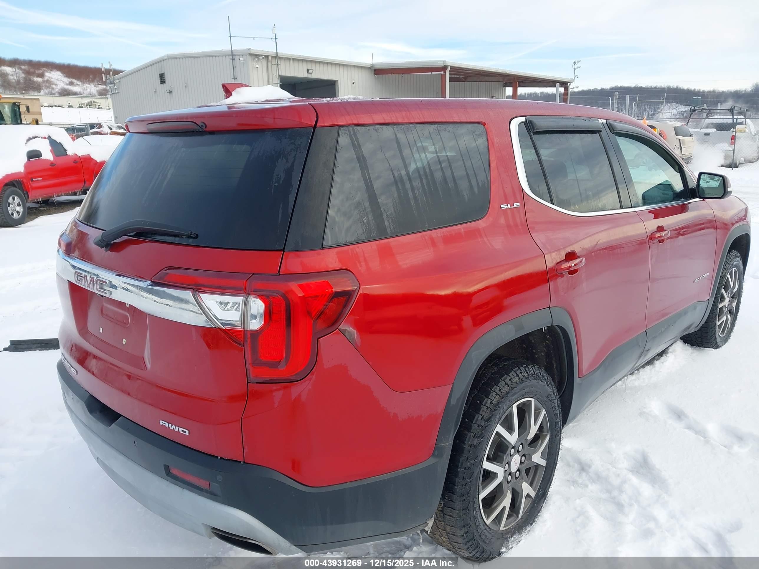 GMC ACADIA image 4