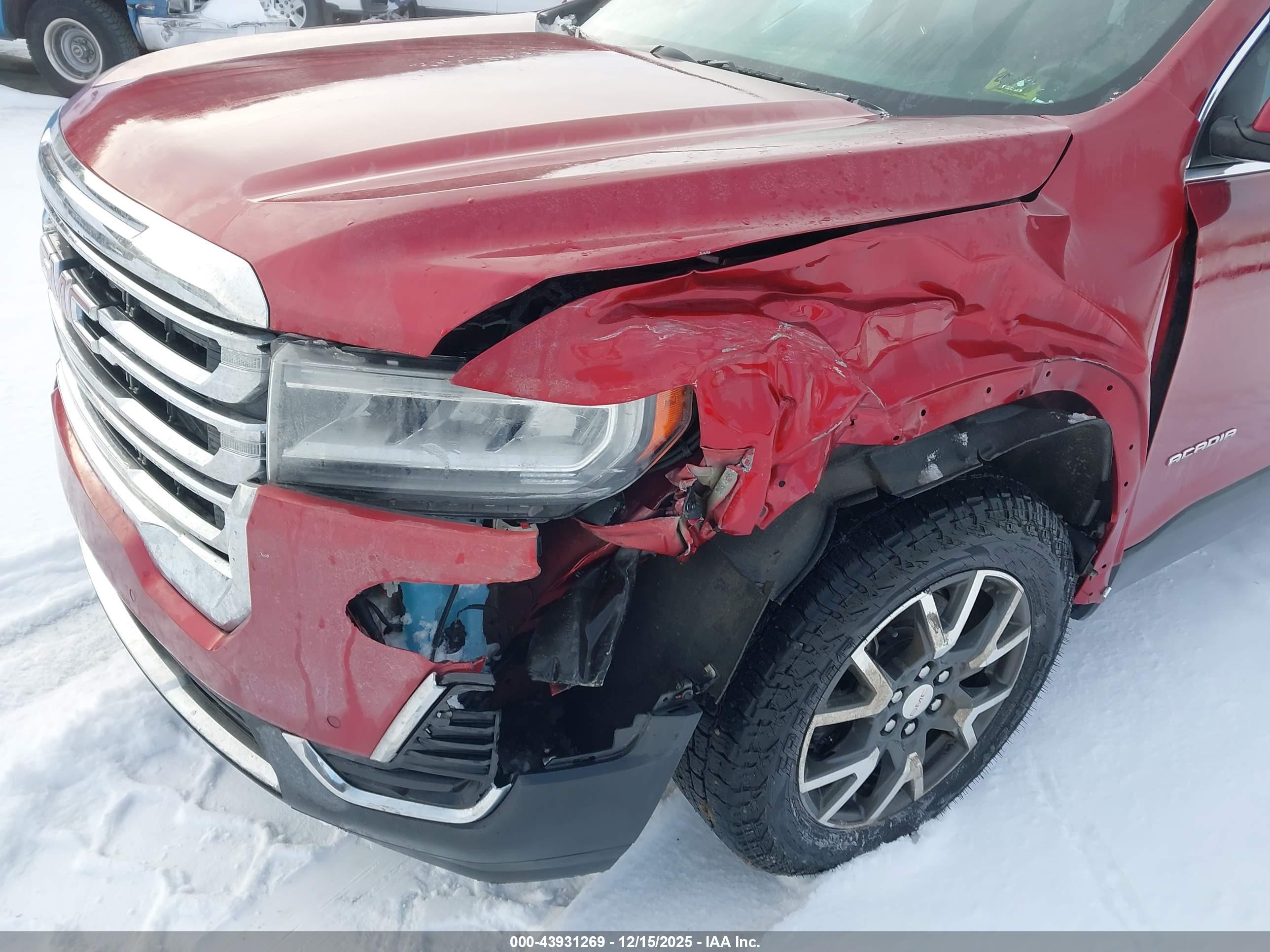 GMC ACADIA image 6