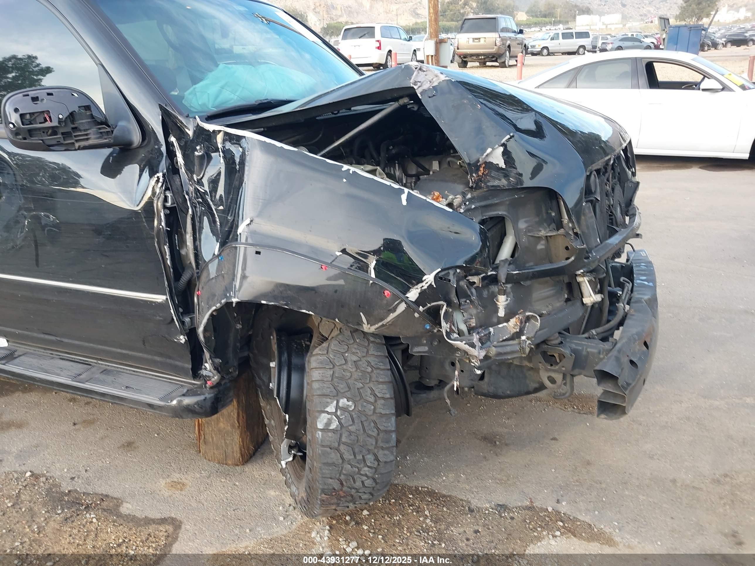 TOYOTA SEQUOIA image 6