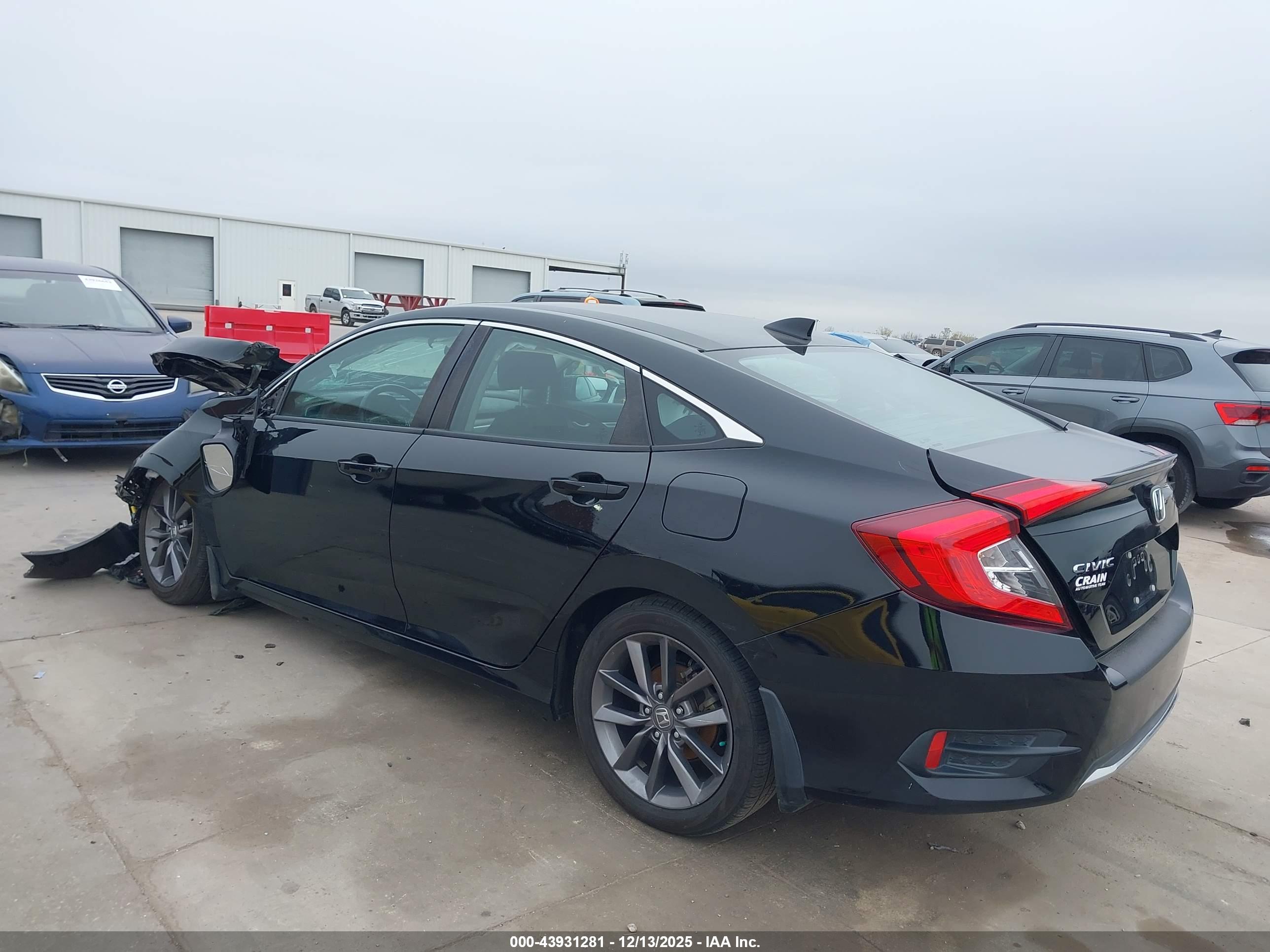 HONDA CIVIC image 3