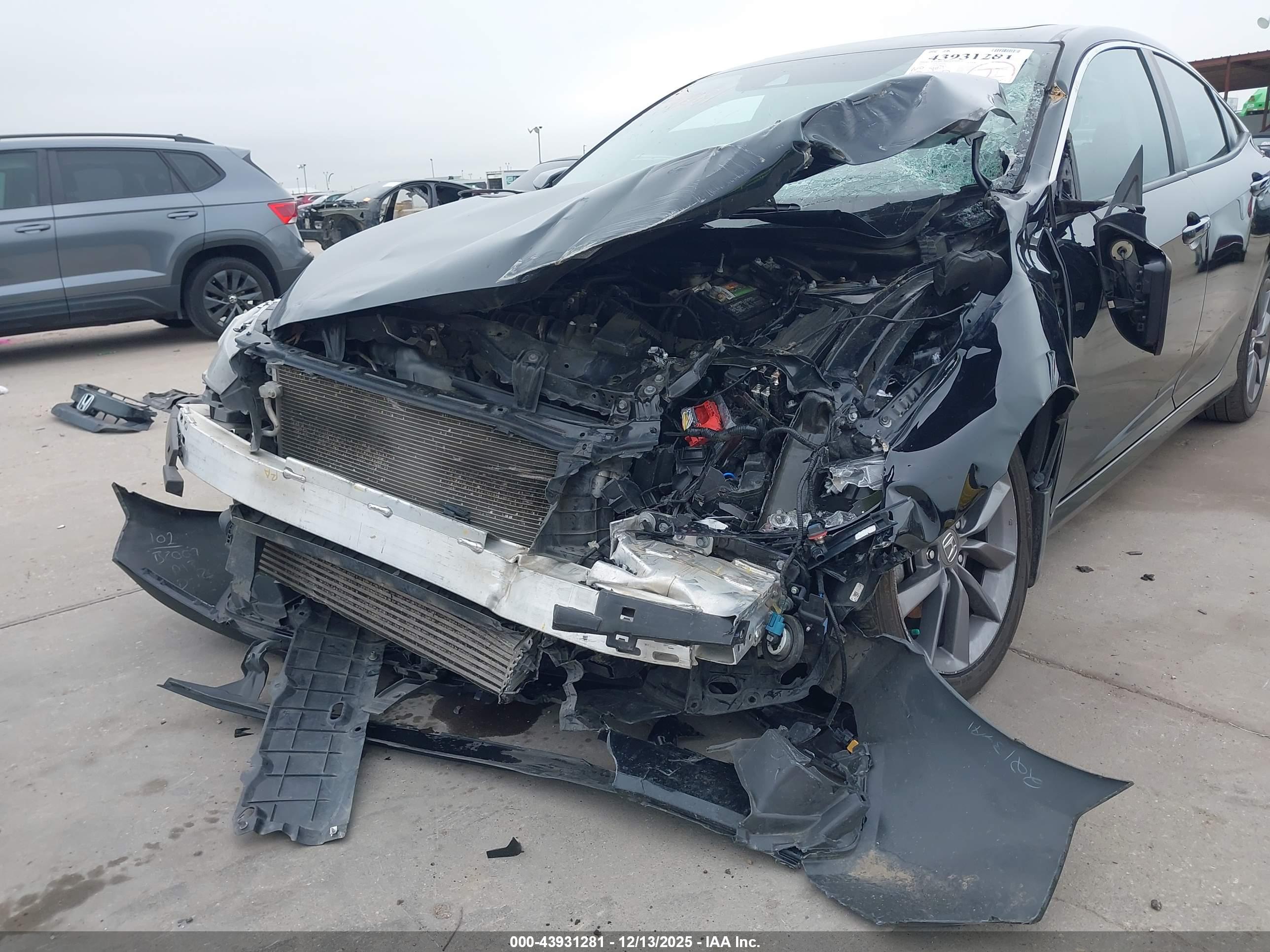 HONDA CIVIC image 6