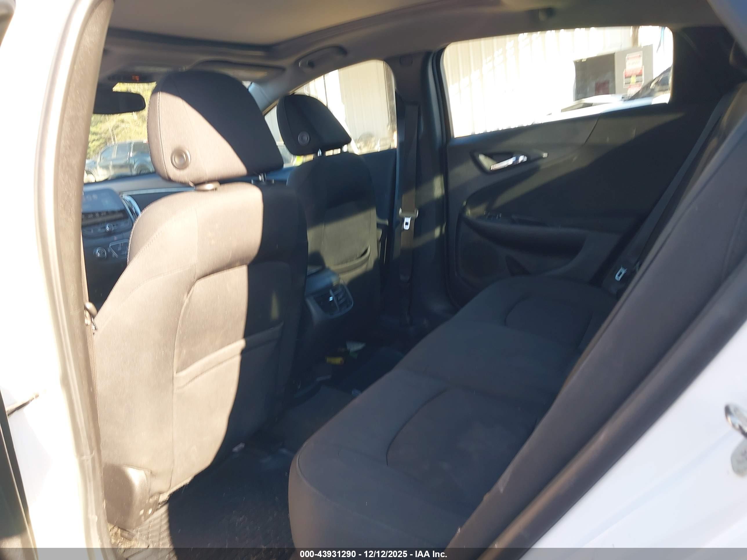 CHEVROLET MALIBU image 8