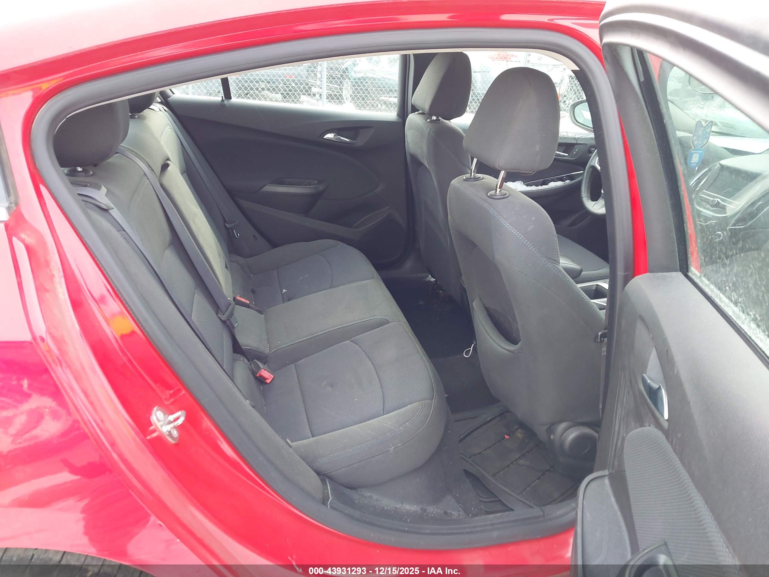 CHEVROLET CRUZE image 8