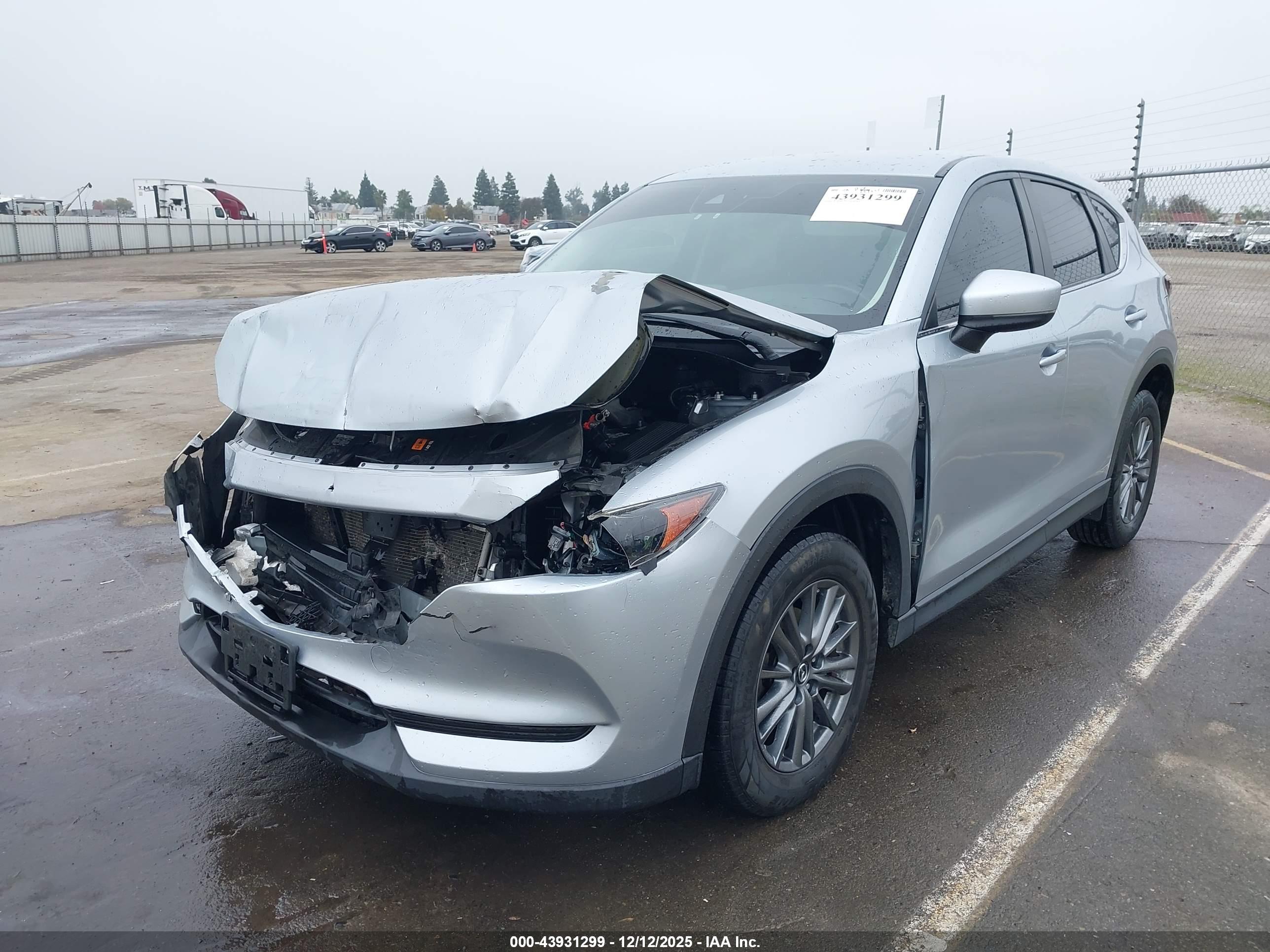 MAZDA CX-5 image 2
