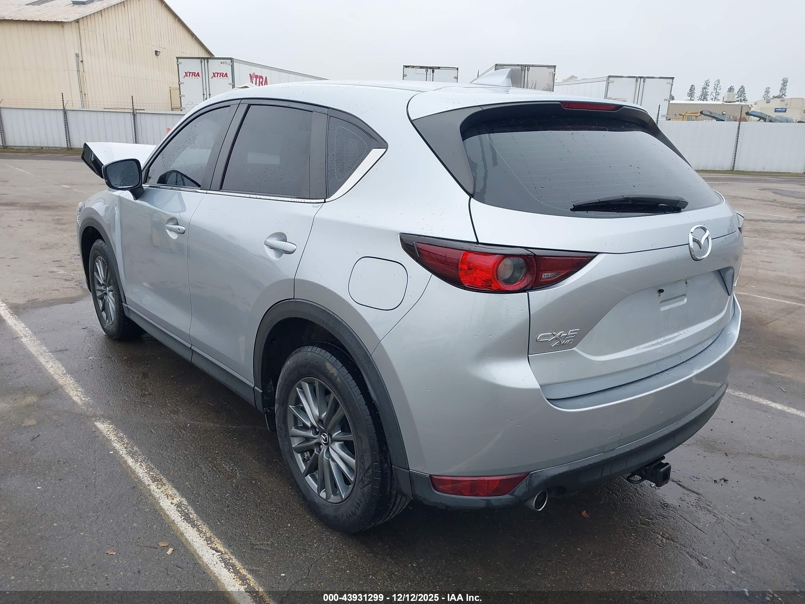 MAZDA CX-5 image 3