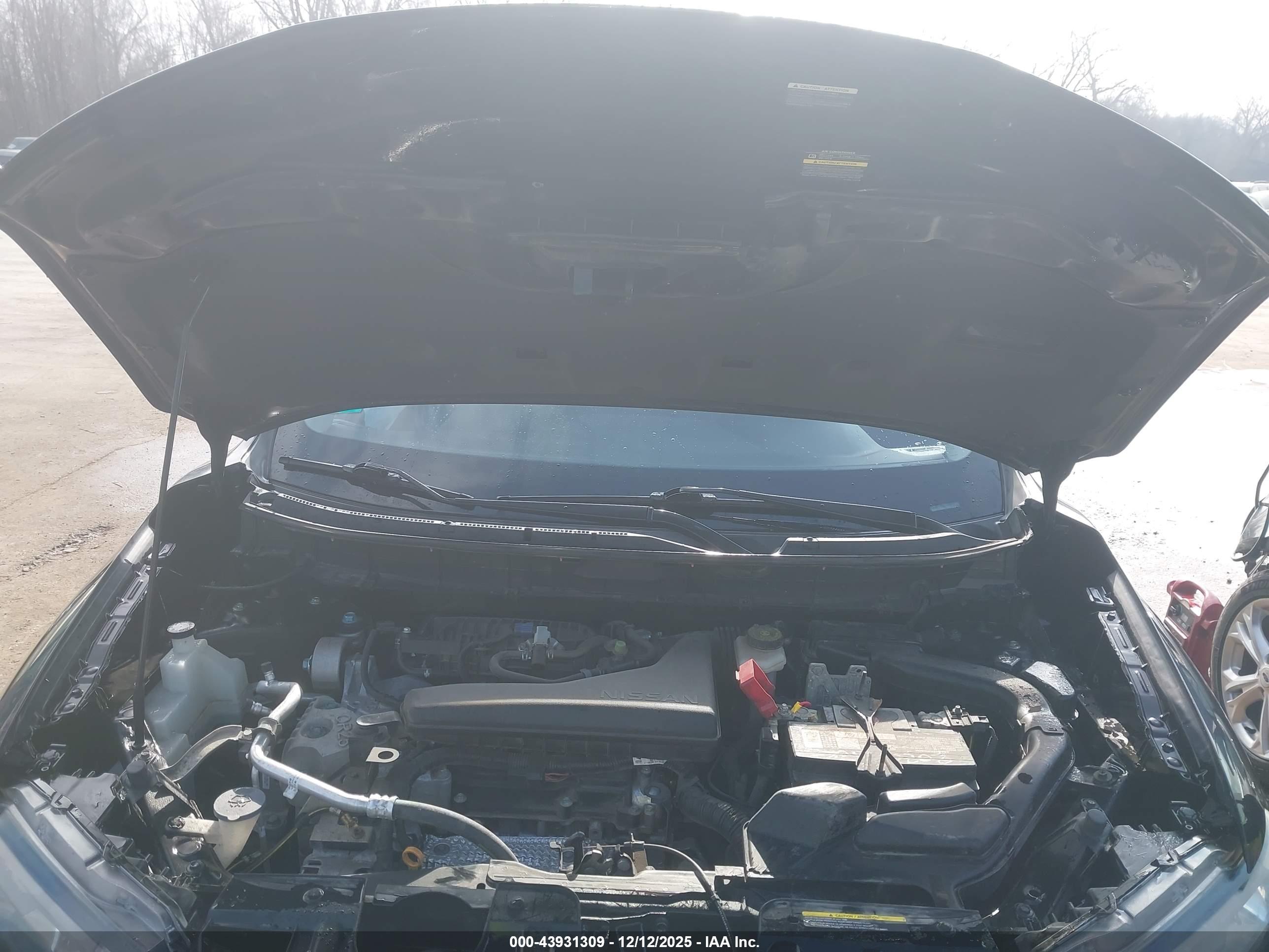 NISSAN ROGUE image 10