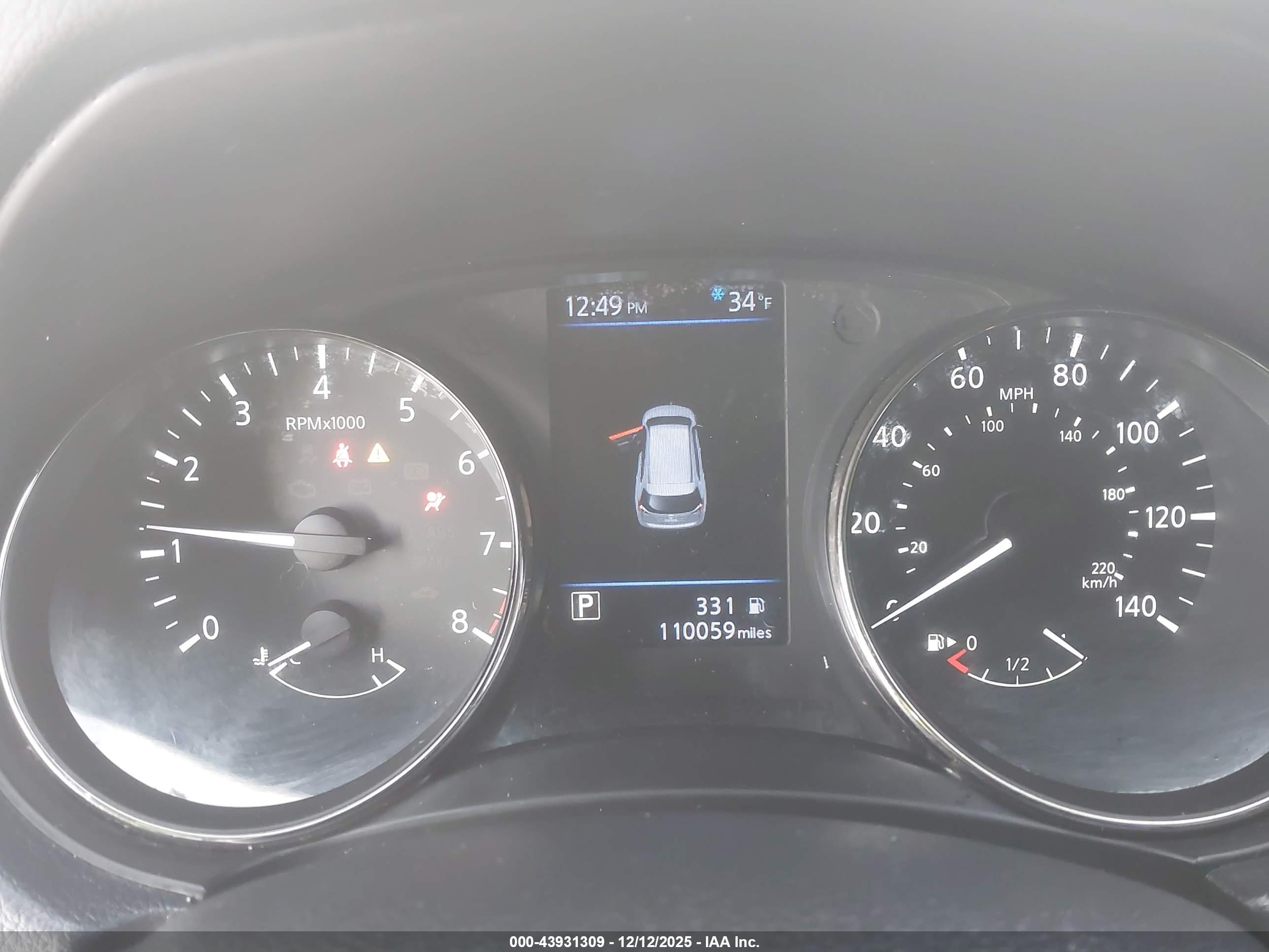NISSAN ROGUE image 7