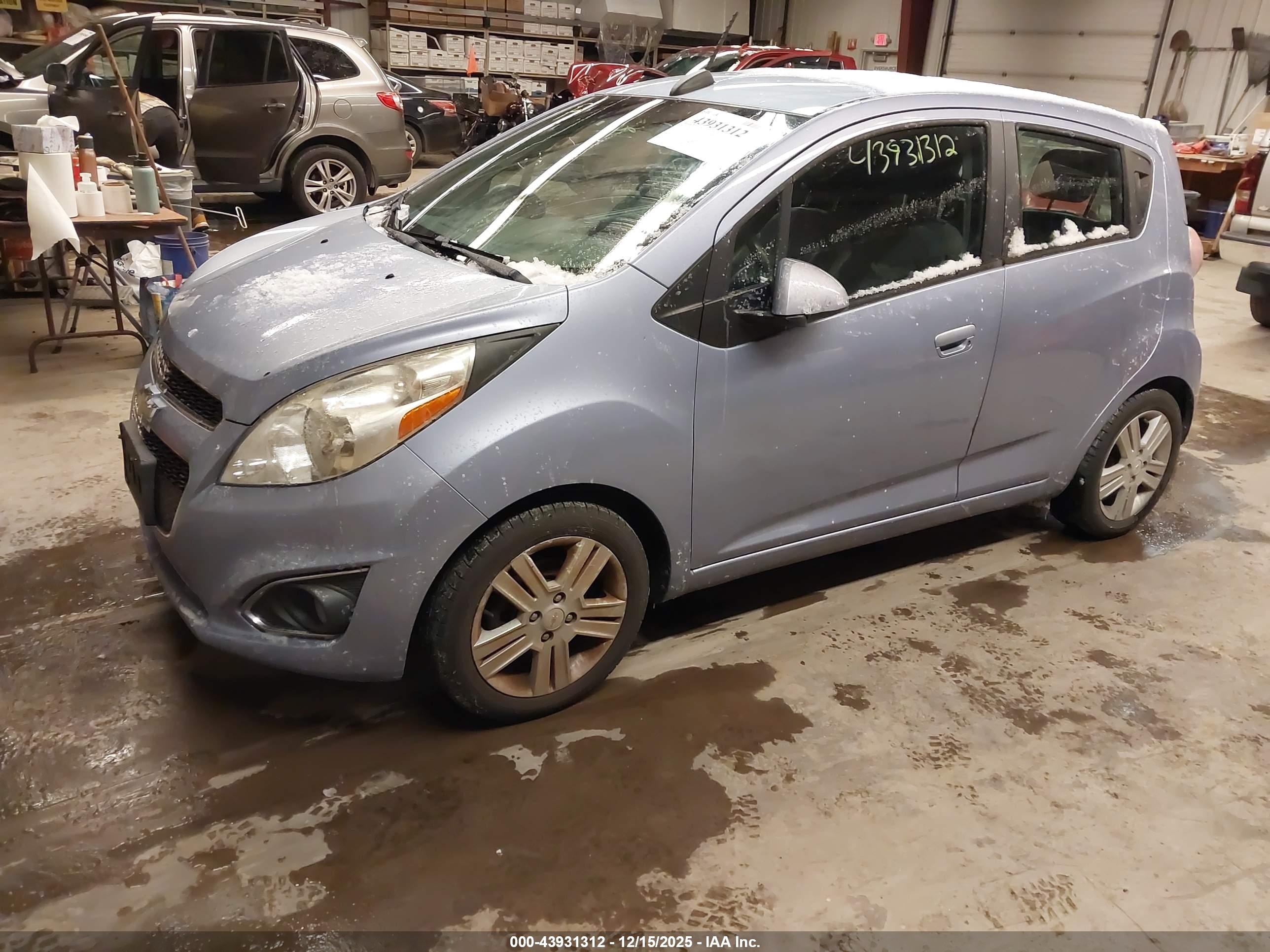 CHEVROLET SPARK image 2