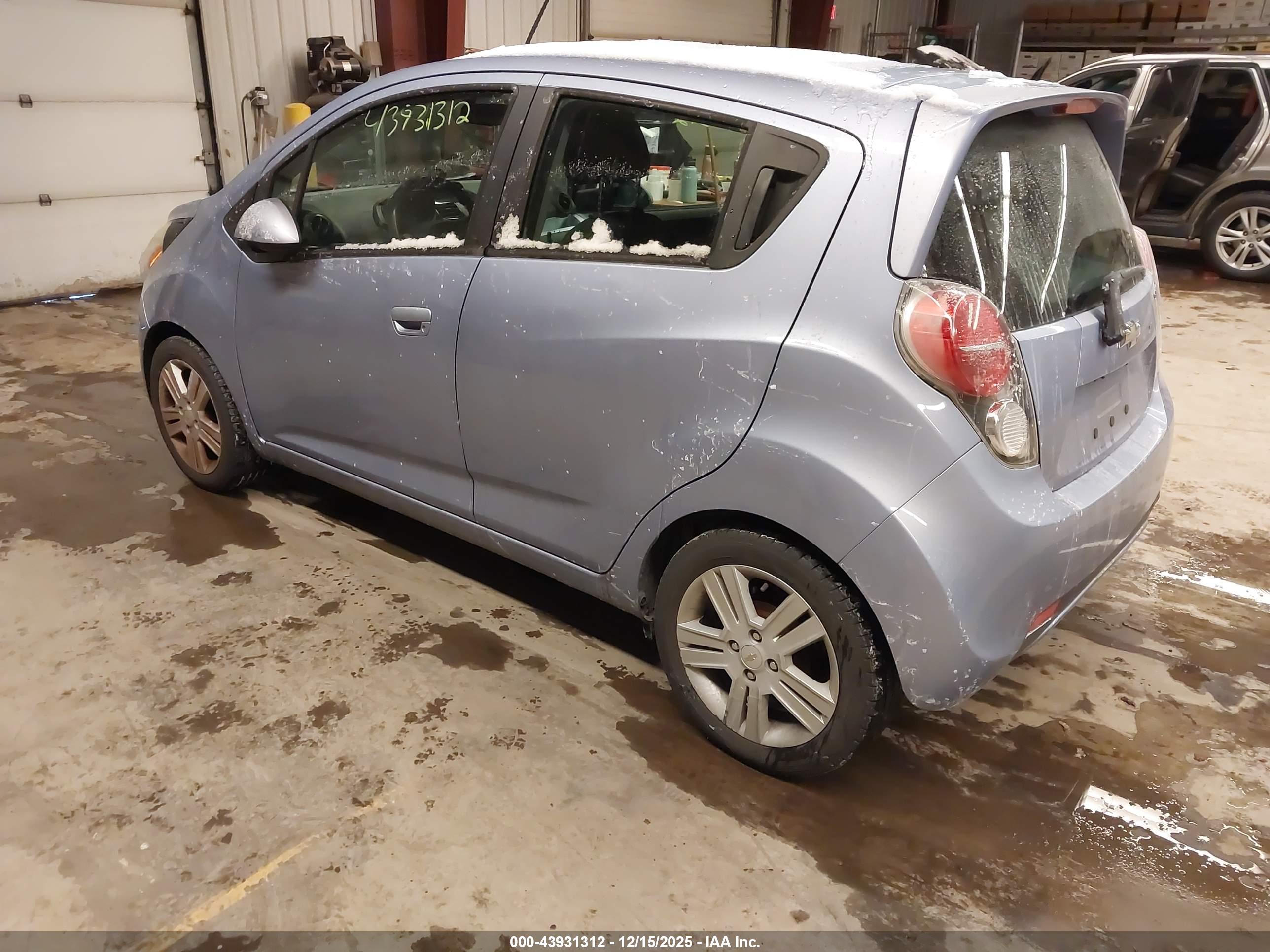 CHEVROLET SPARK image 3