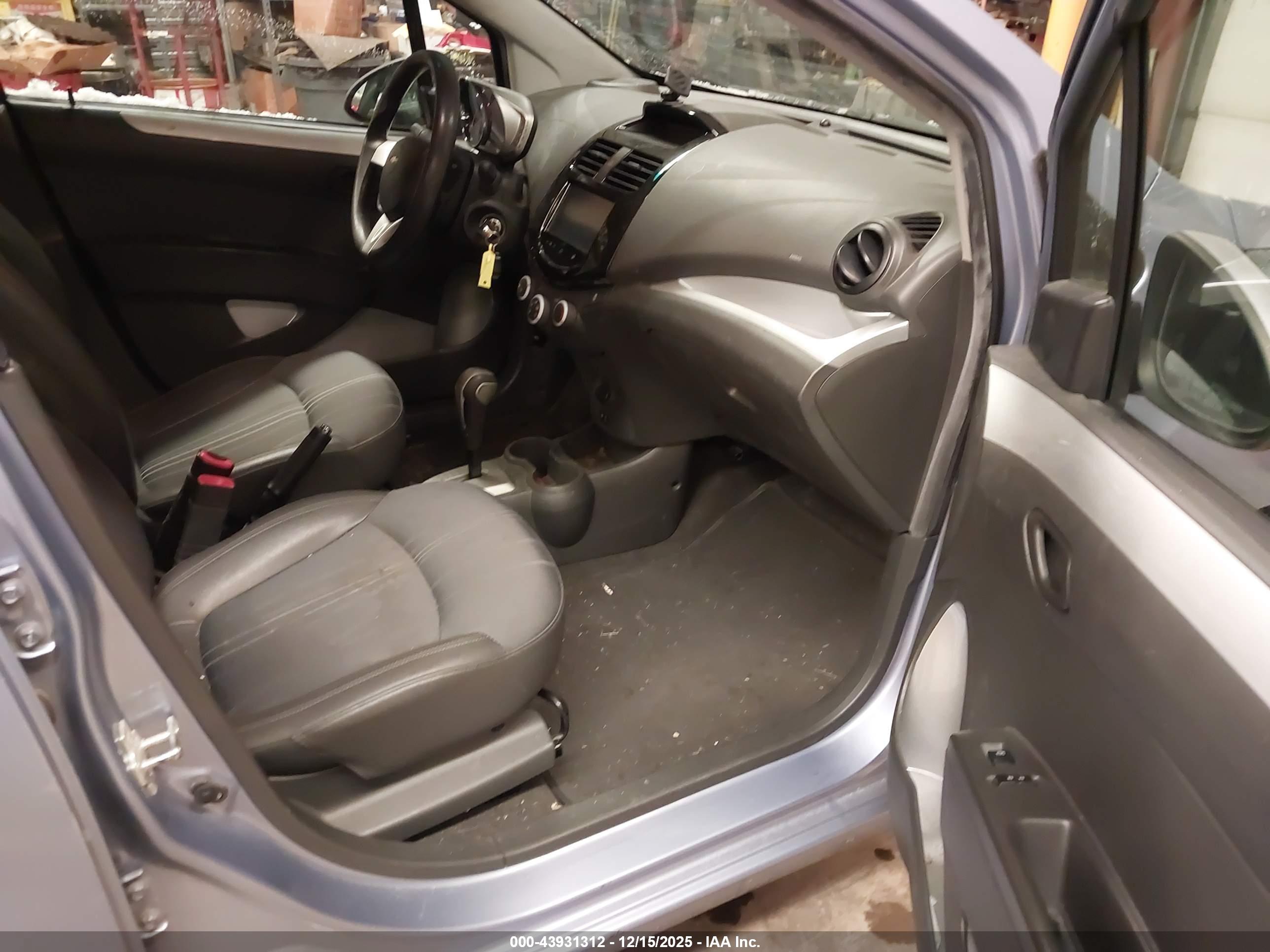 CHEVROLET SPARK image 5