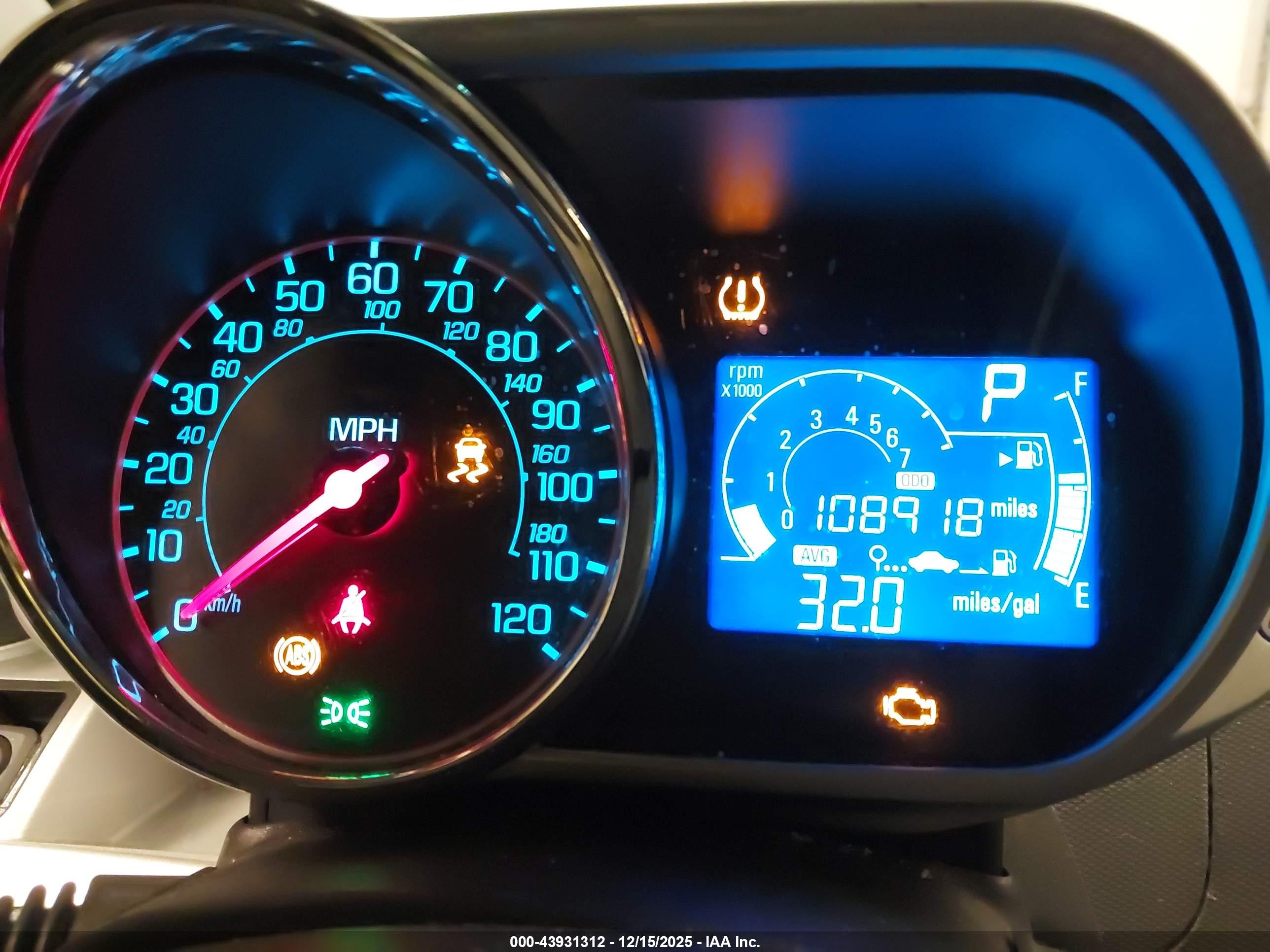 CHEVROLET SPARK image 7