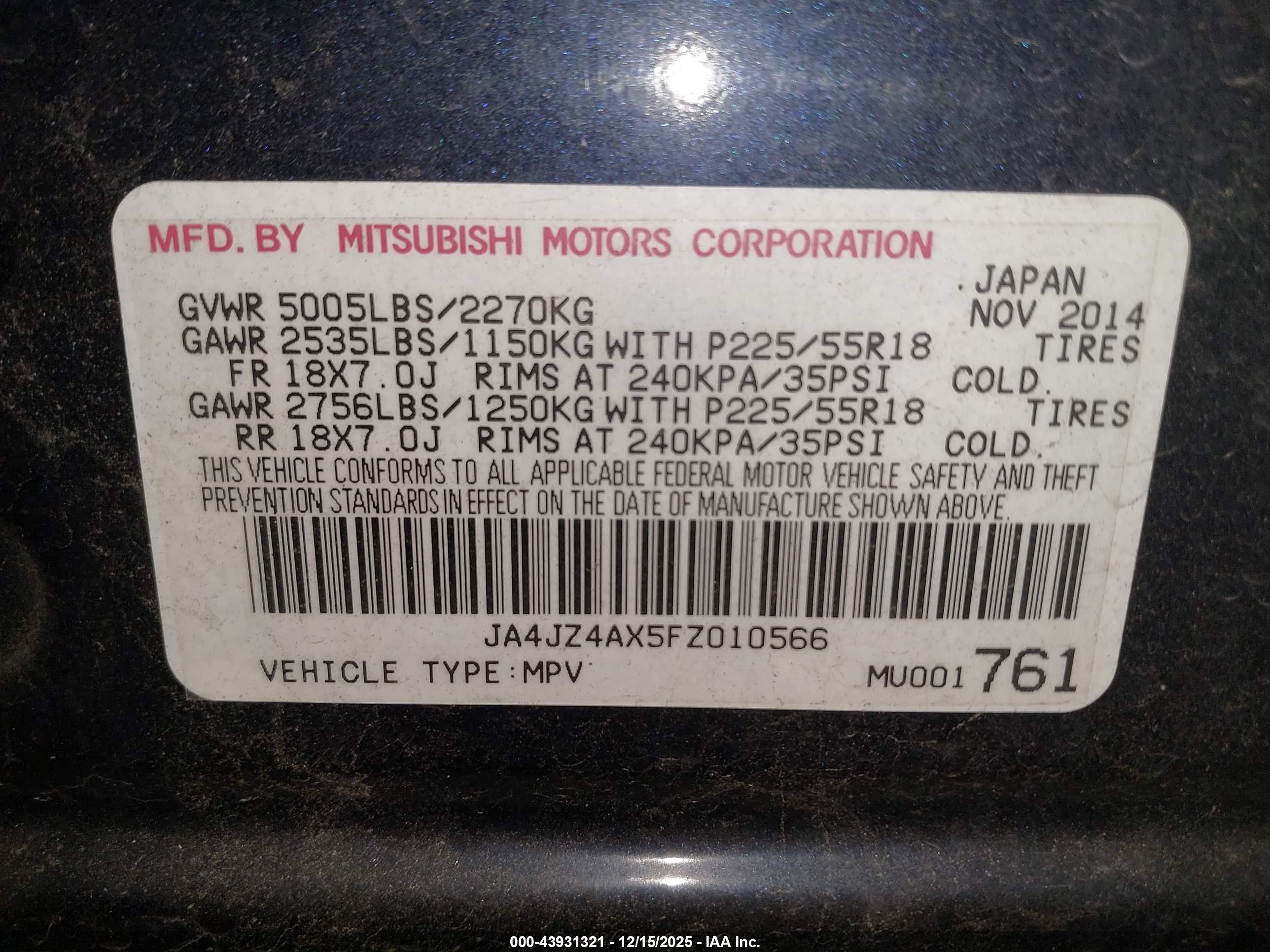 MITSUBISHI OUTLANDER image 9