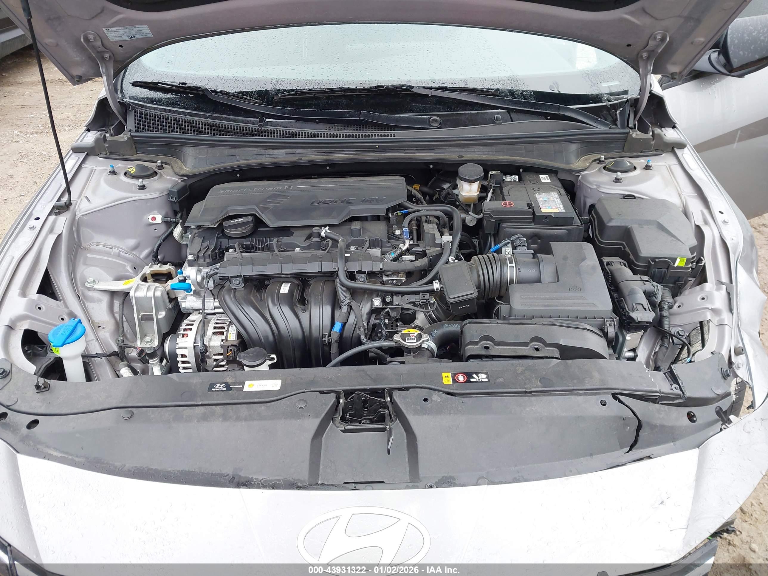 HYUNDAI ELANTRA image 10