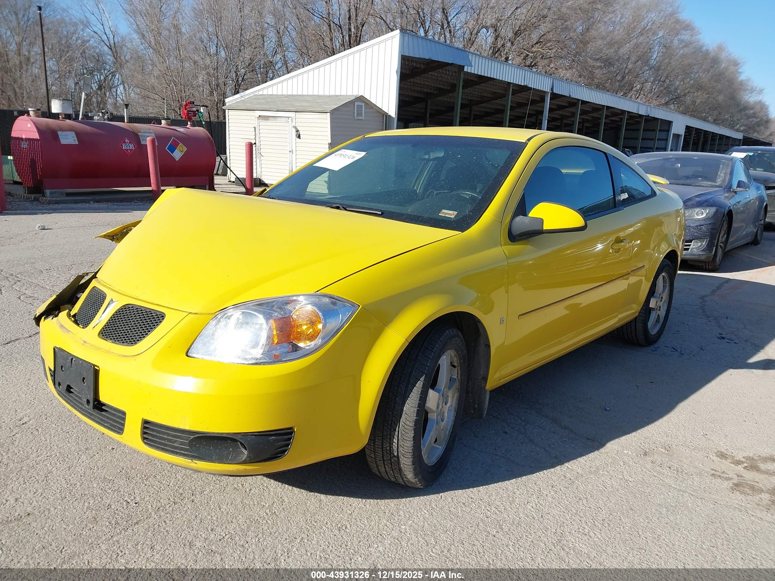 PONTIAC G5 image 2