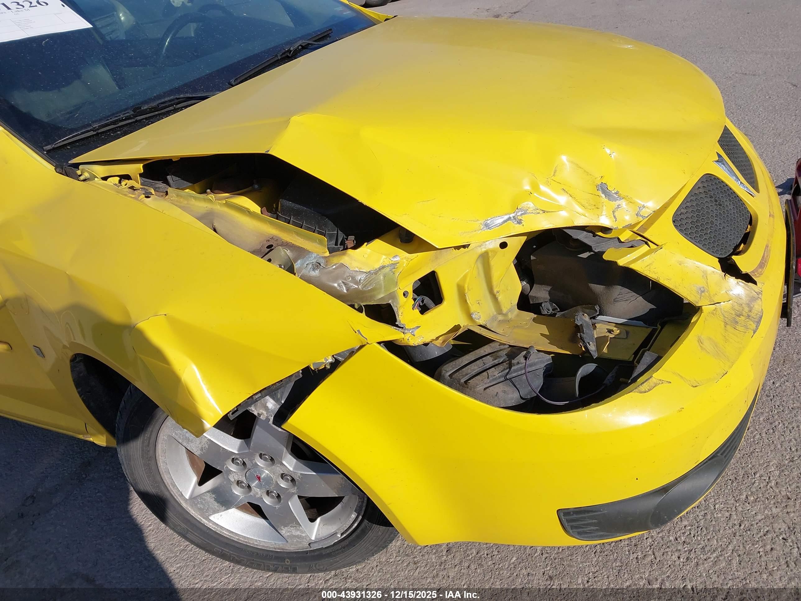 PONTIAC G5 image 6