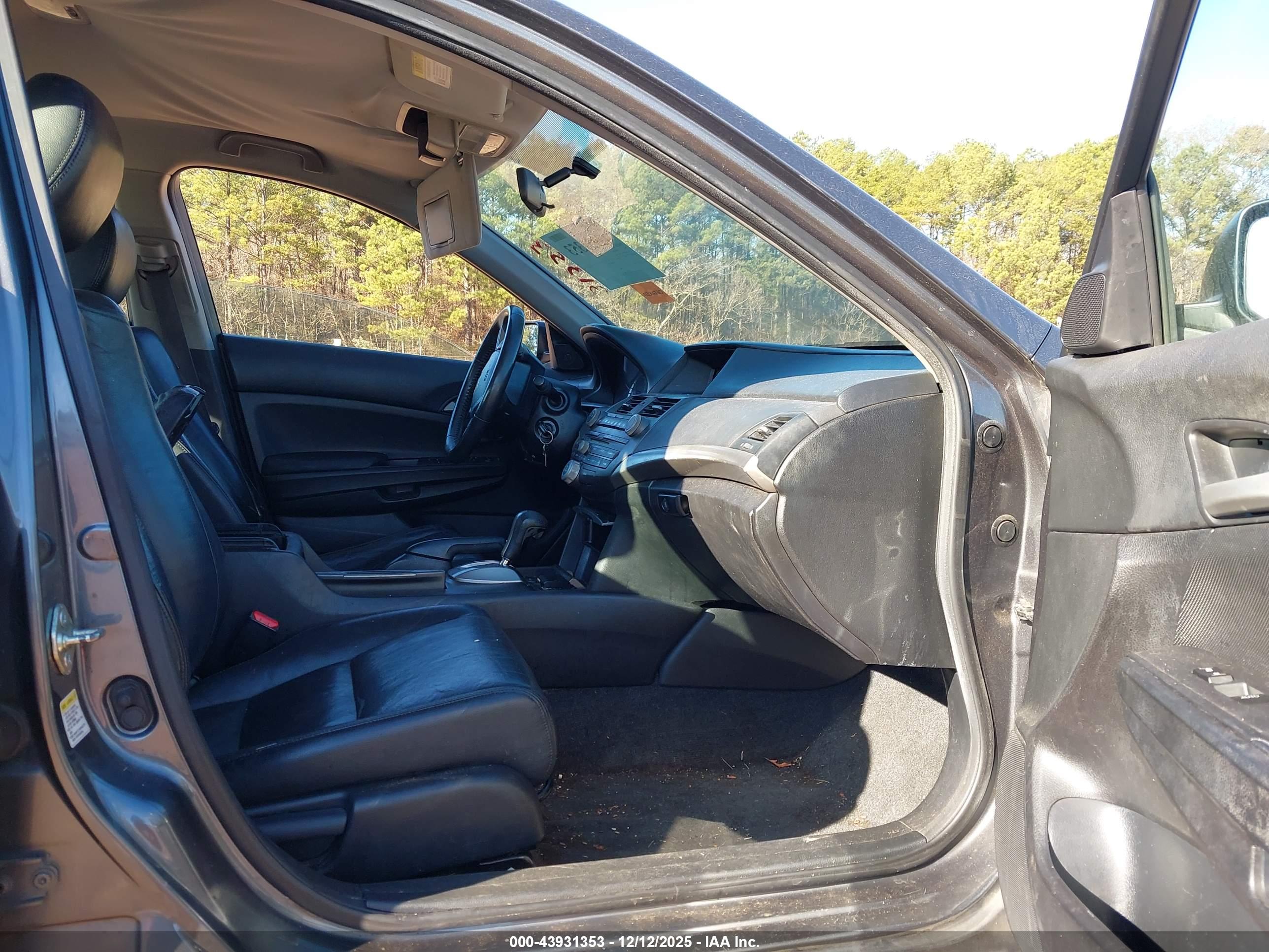 HONDA ACCORD image 5