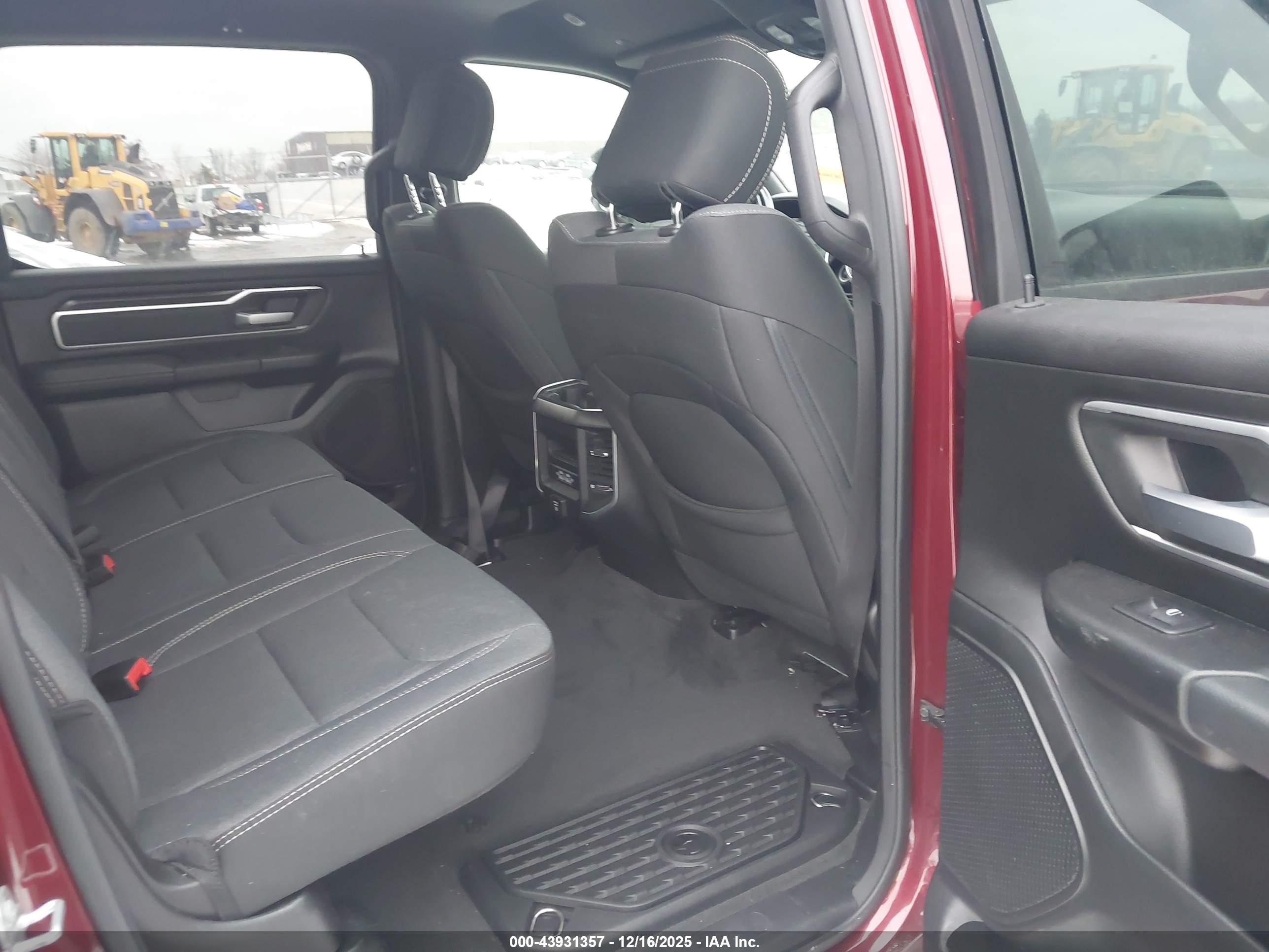 RAM 1500 image 8