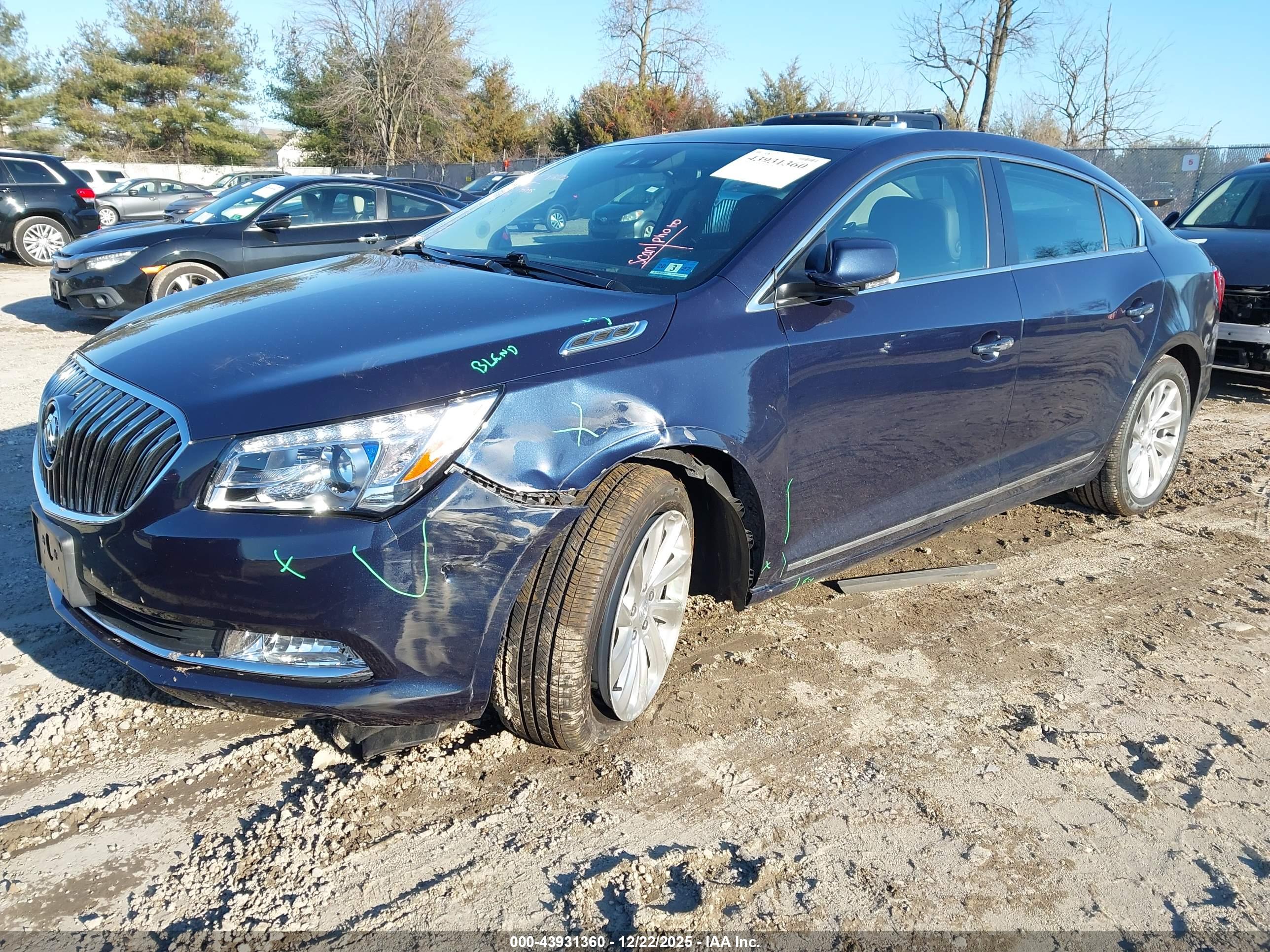 BUICK LACROSSE image 2