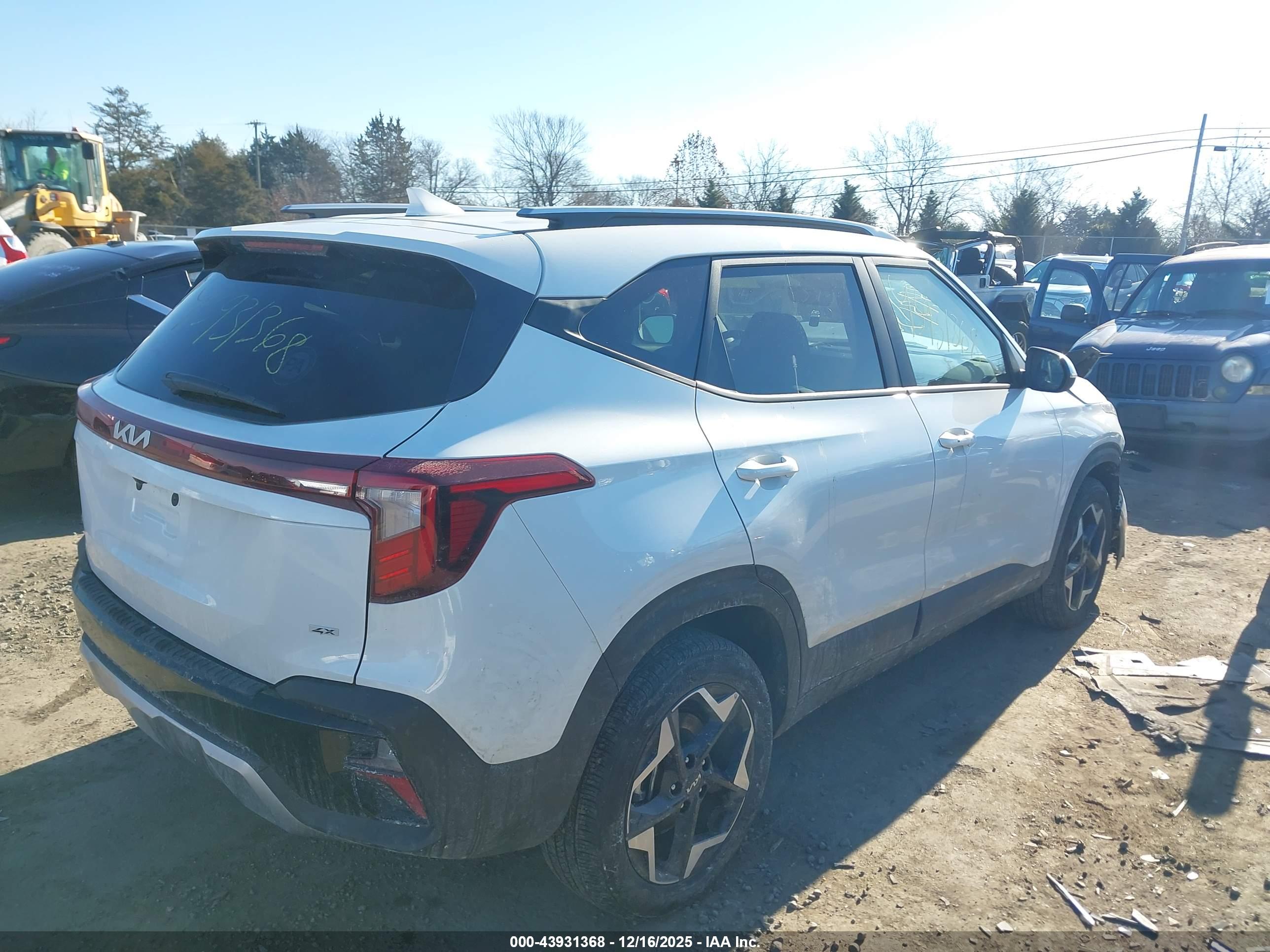 KIA SELTOS image 4