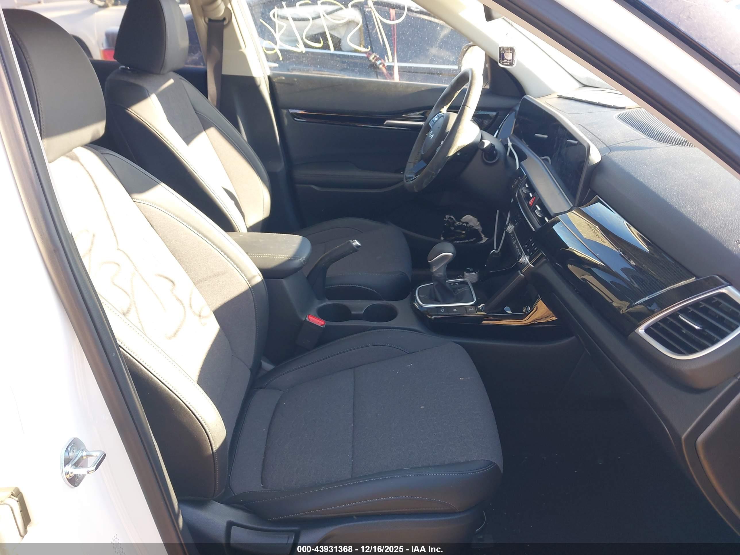 KIA SELTOS image 5
