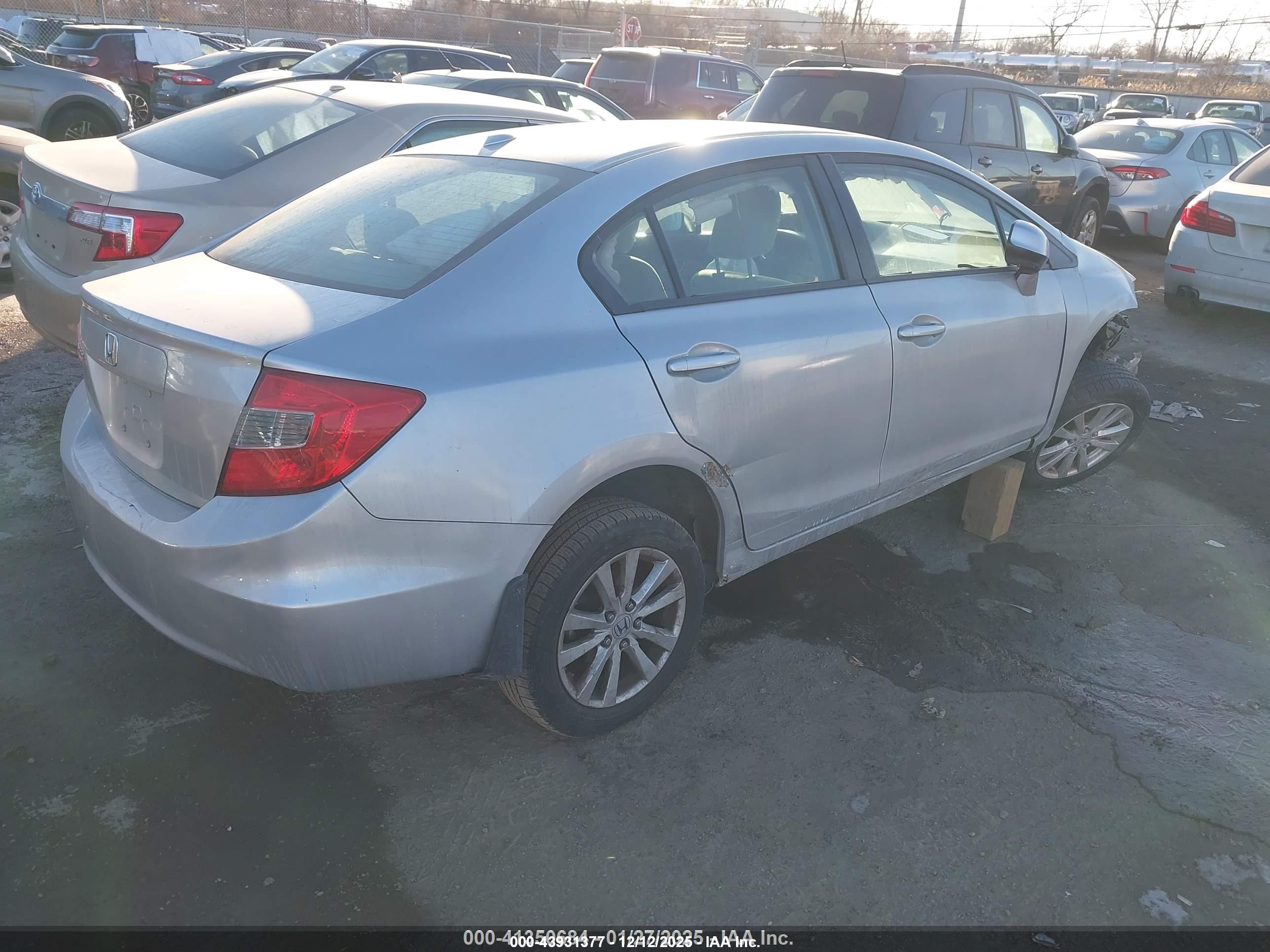 HONDA CIVIC image 4